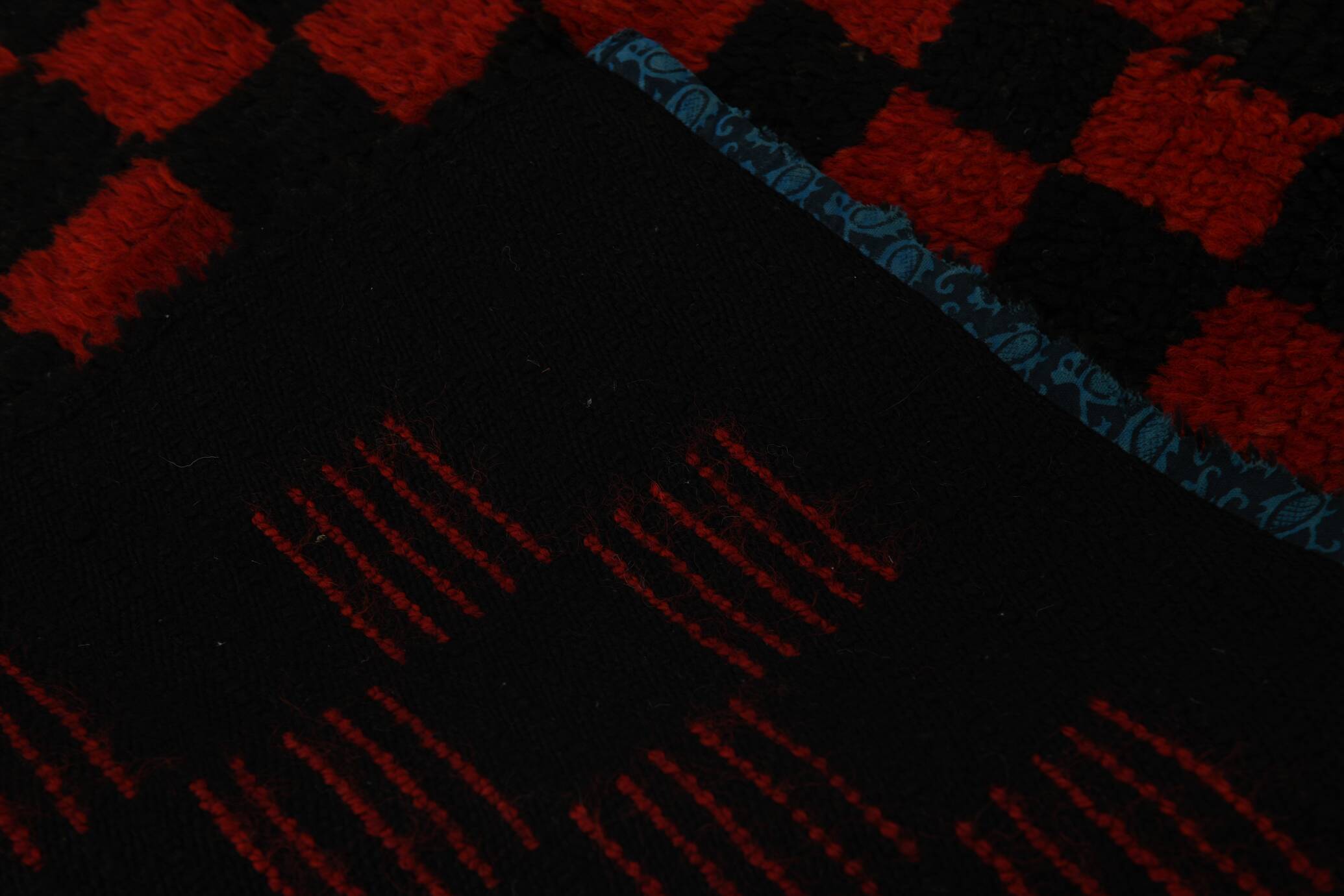 3x6 Red Black Checkered Wool Vintage Rug, 107x180Cm SK 70252