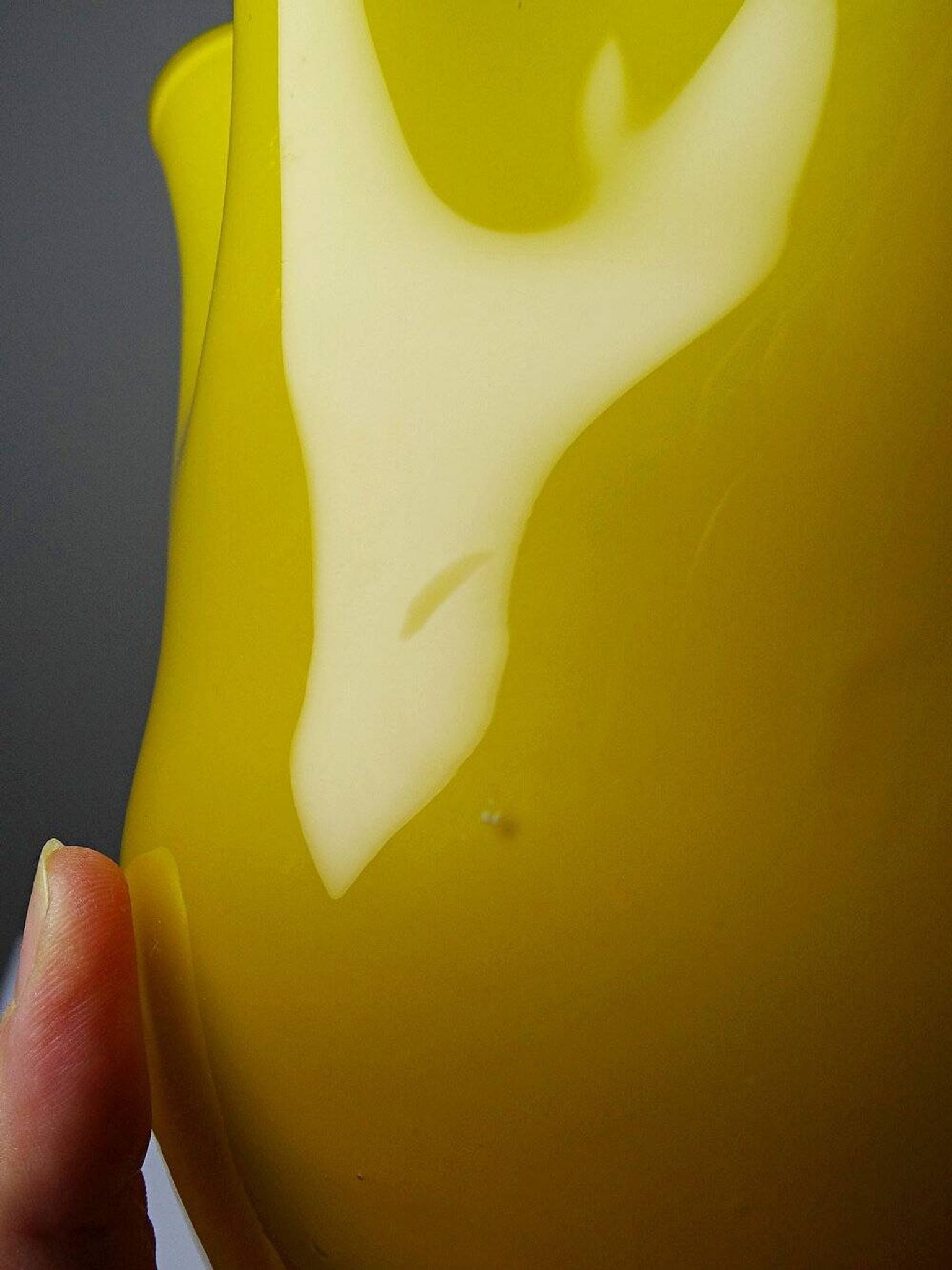 Fazzoletto vase in blown Italian glass, yellow opaline lined, Murano 1960-70.