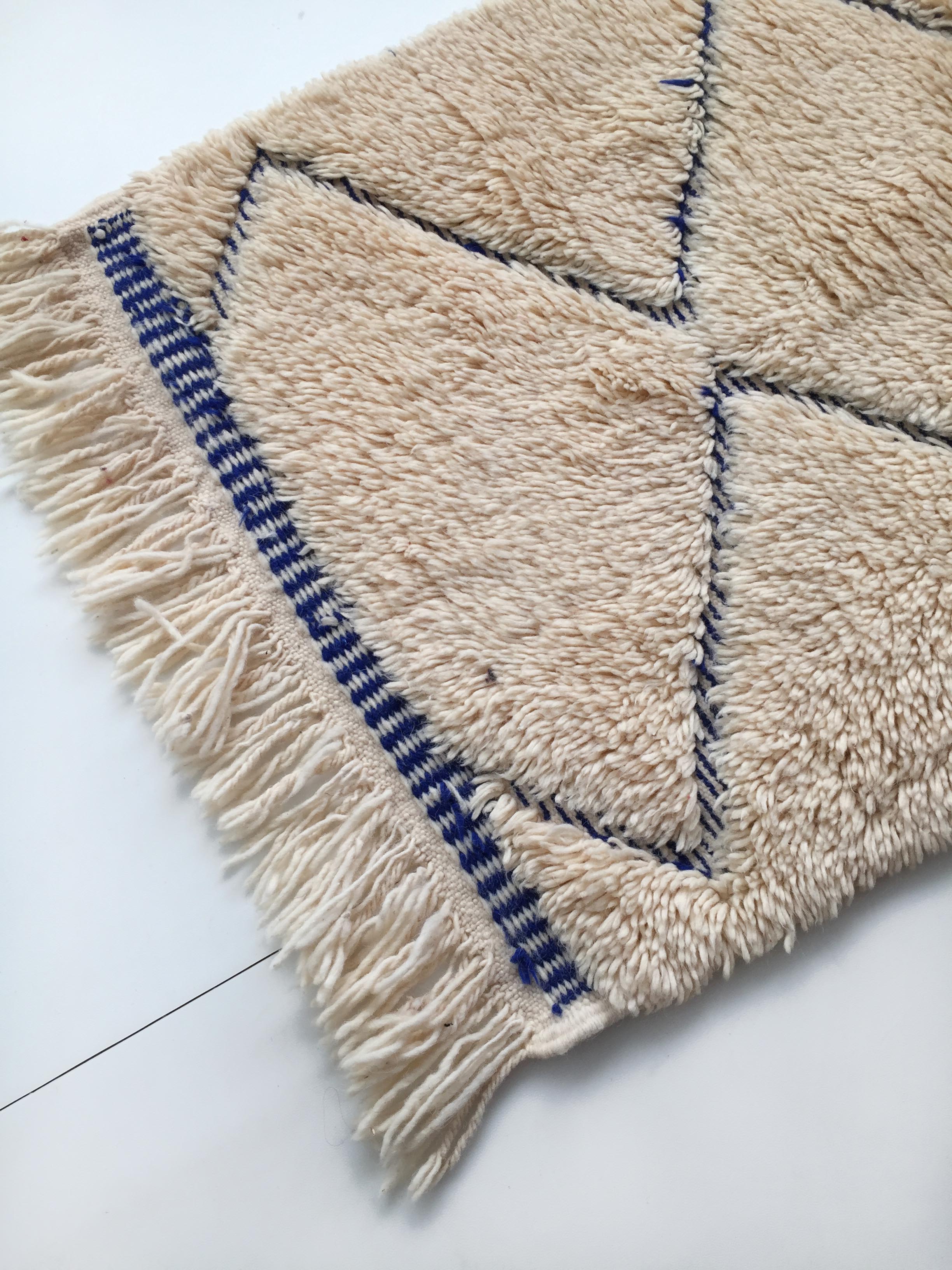 Moroccan Berber carpet blessed ouarain ecru corridor with blue diamonds engraved 312x68cm
