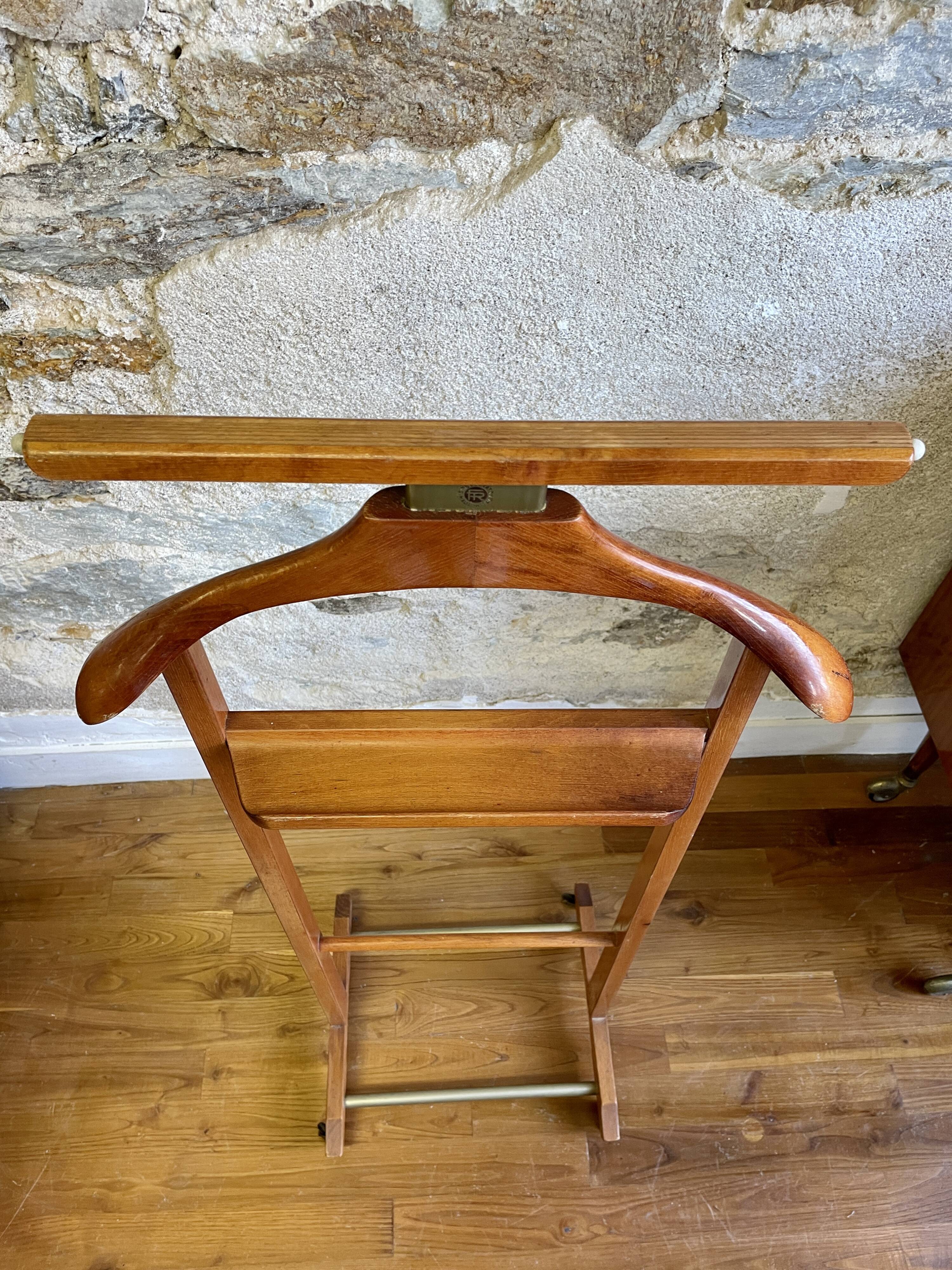 Valet de chambre for Fratelli Reguitti