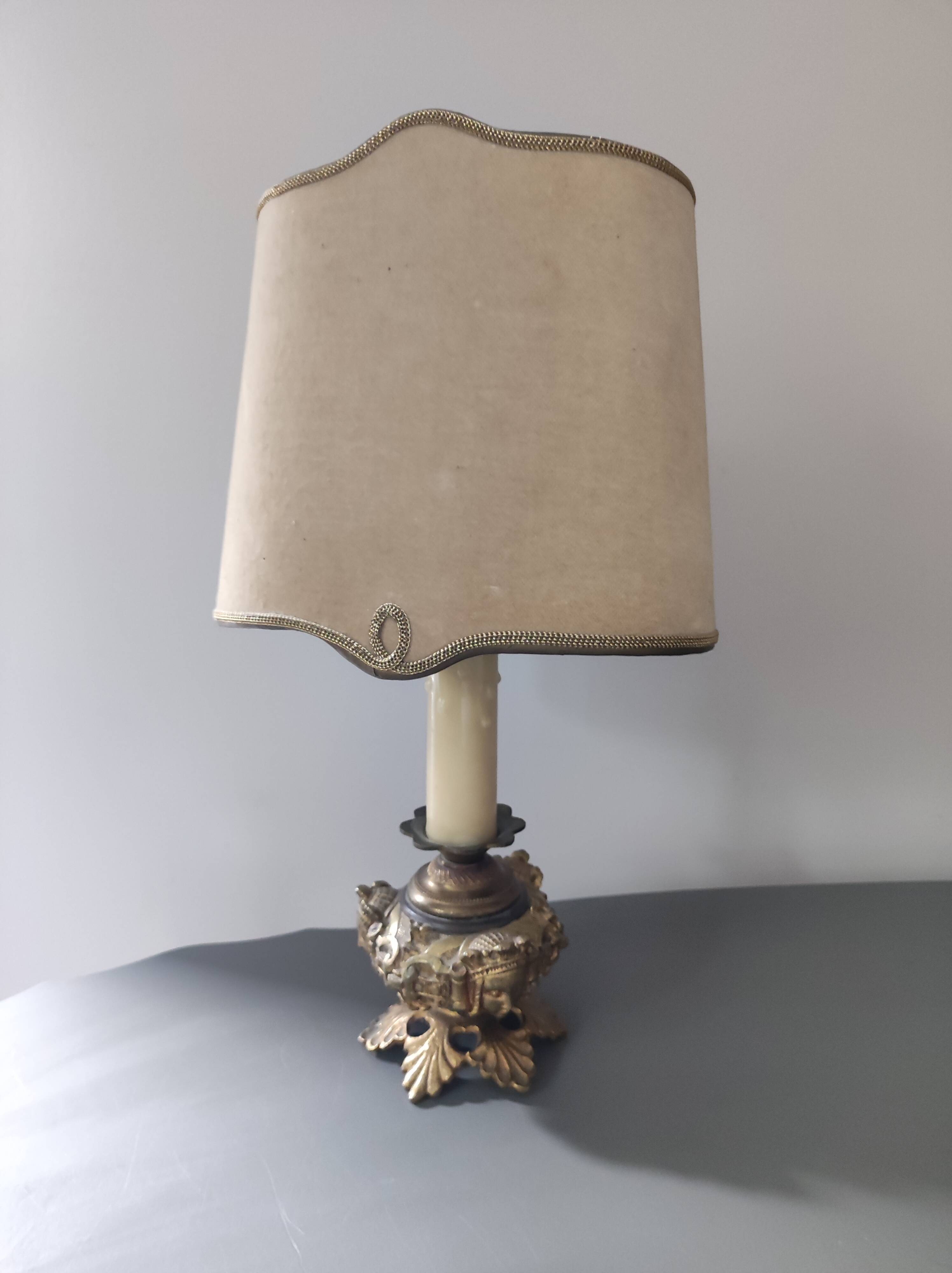 Lampe pied bronze doré style rocaille