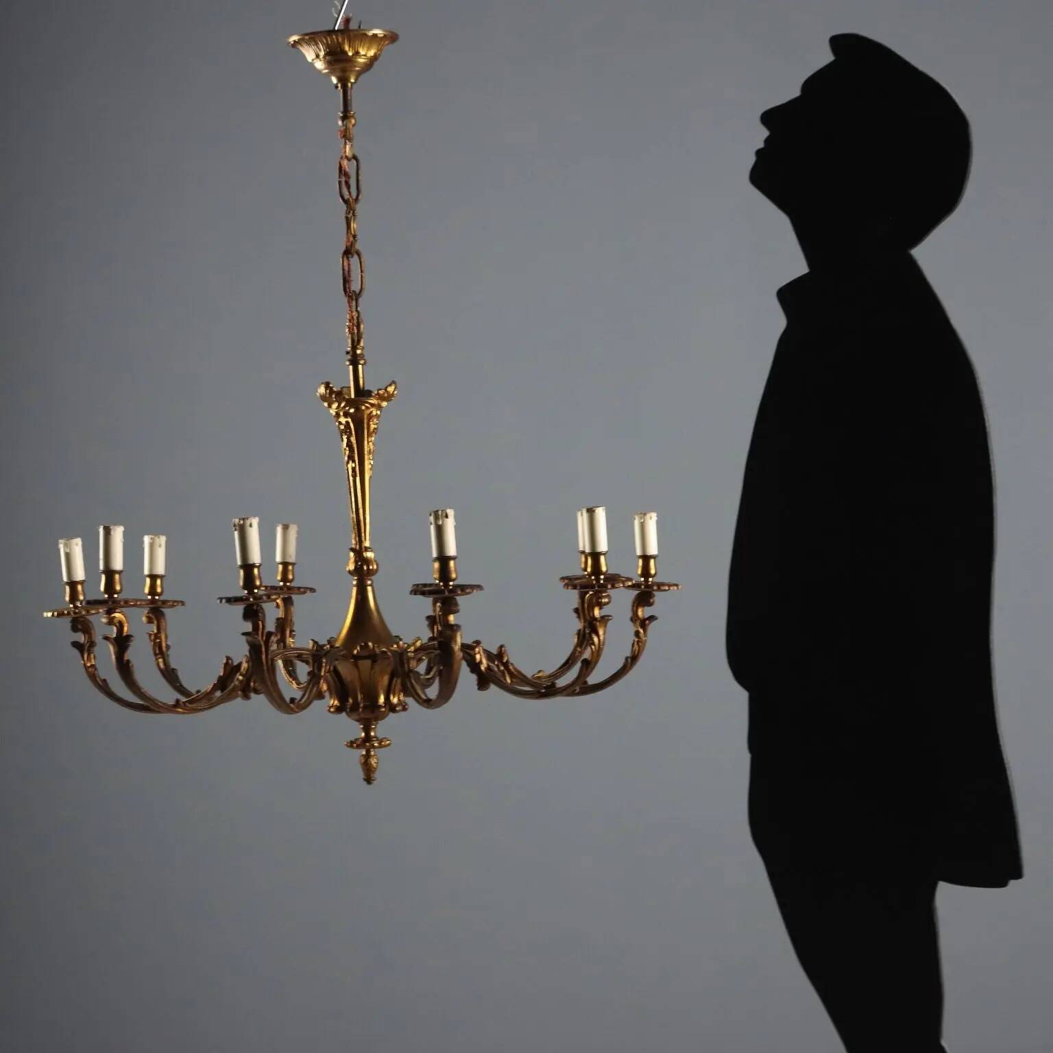 Antique gilded bronze chandelier with 10 lights, Italy, early 20th century.