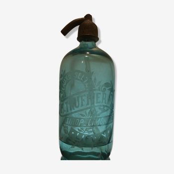 Bottle "of h. TRUFFLE Seltzer water syrup lemonade" in Liévin (62)