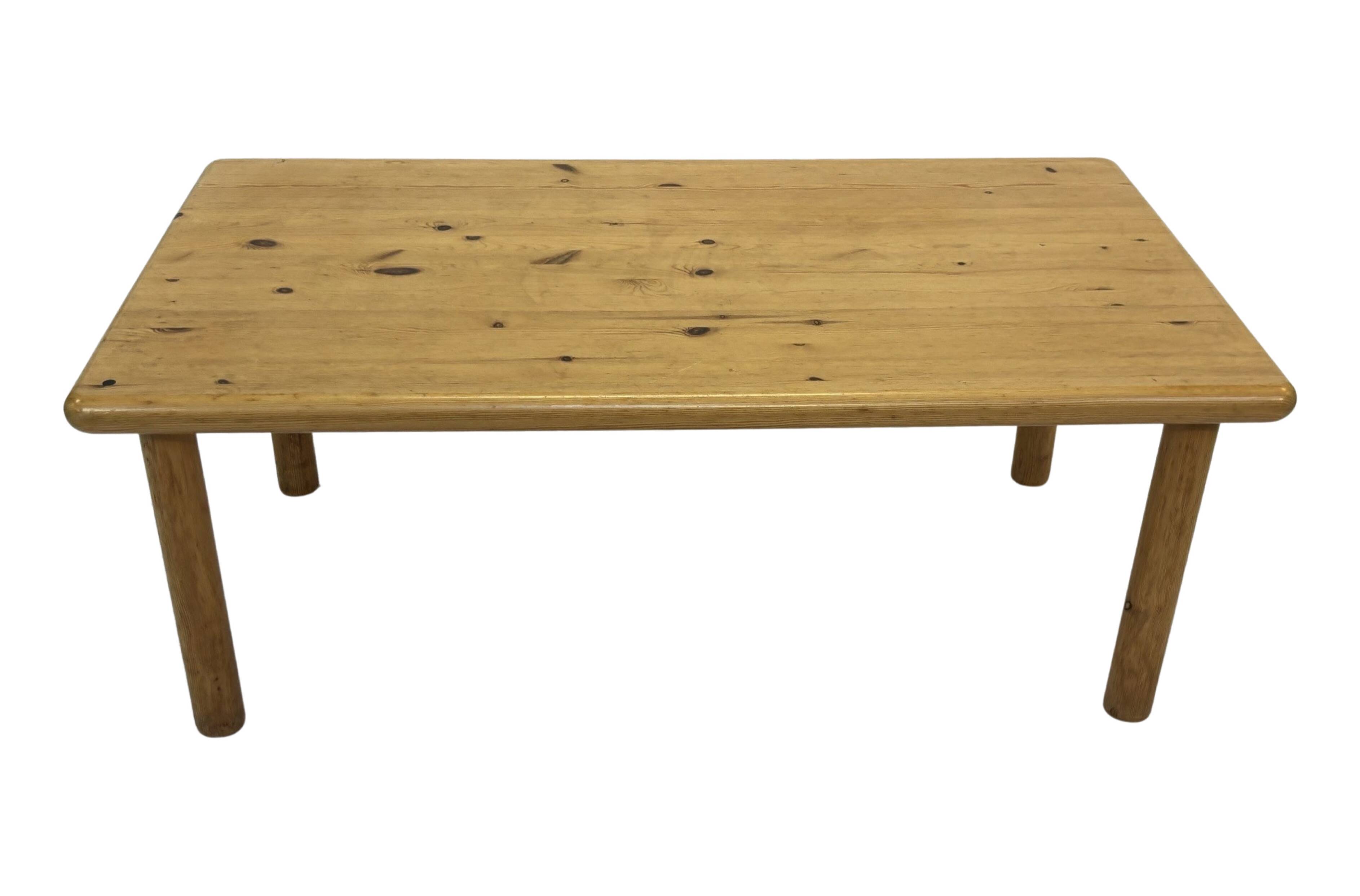 Vintage coffee table in pine 70s minimalist design