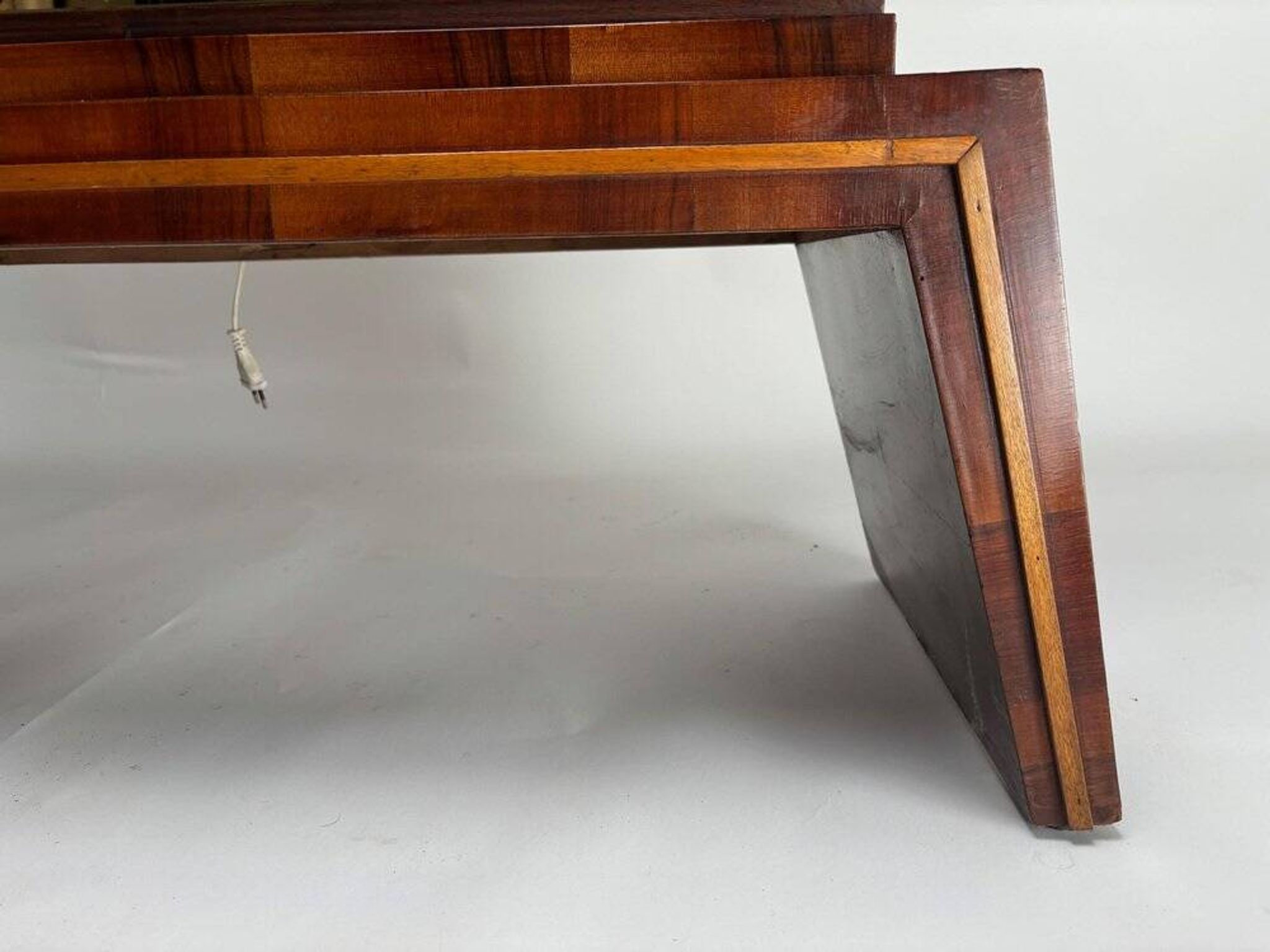 Mid-Century Modern Italian Mirrored Dry Bar Cabinet, 1950s