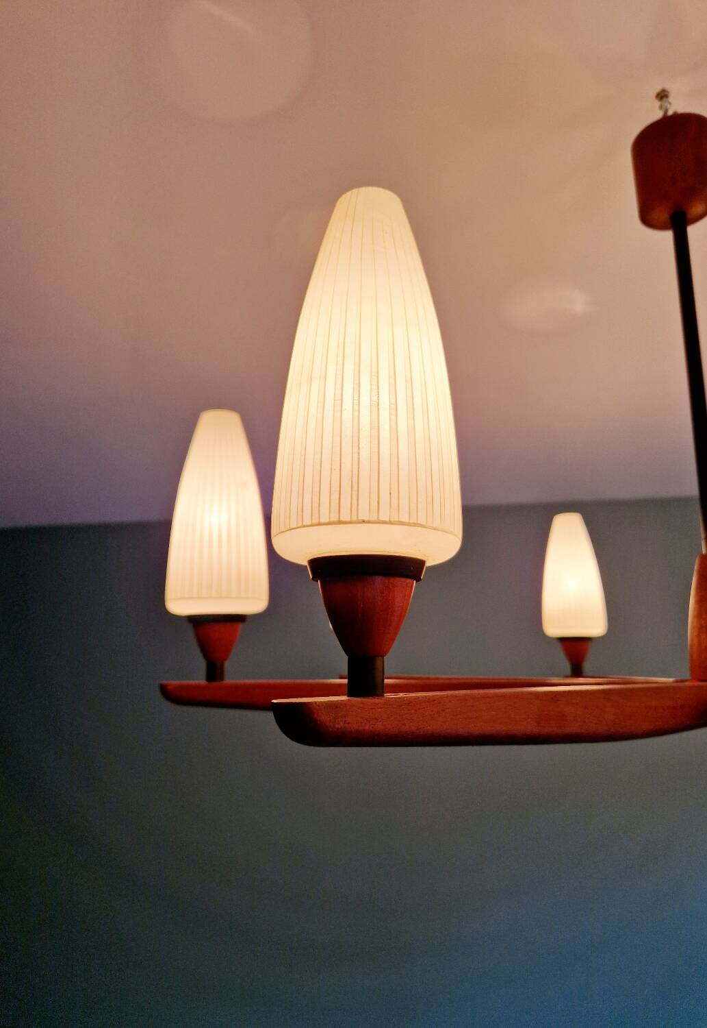 Large Scandinavian teak chandelier, Uno & Östen Kristiansson, 1960