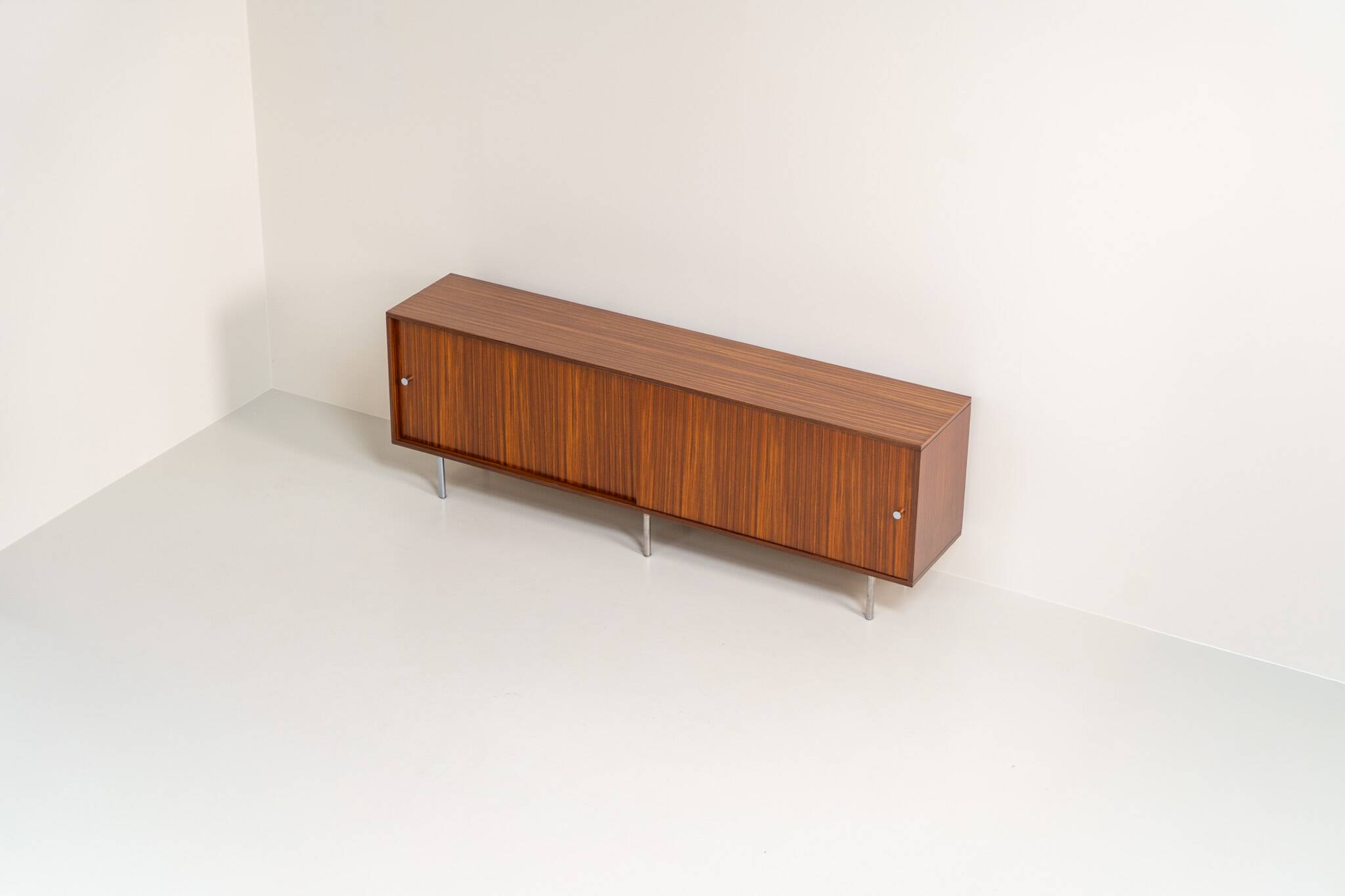 Buffet en palissandre par Alfred Hendrickx pour Belform