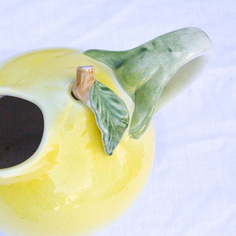 Decanter pitcher lemon slurry