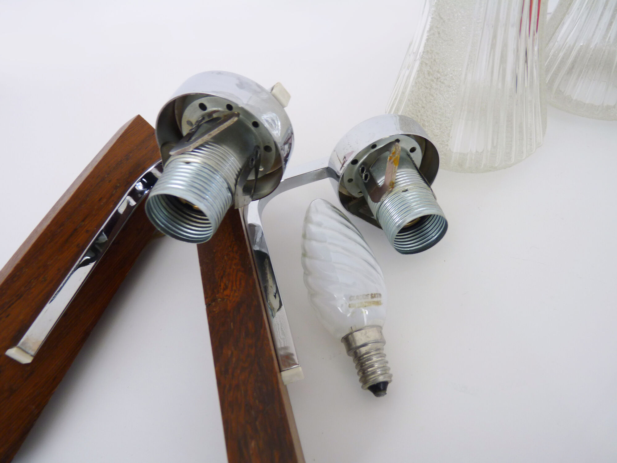 Pair of Scandinavian vintage wall sconces with pull shot, wood and chrome metal. Year 60