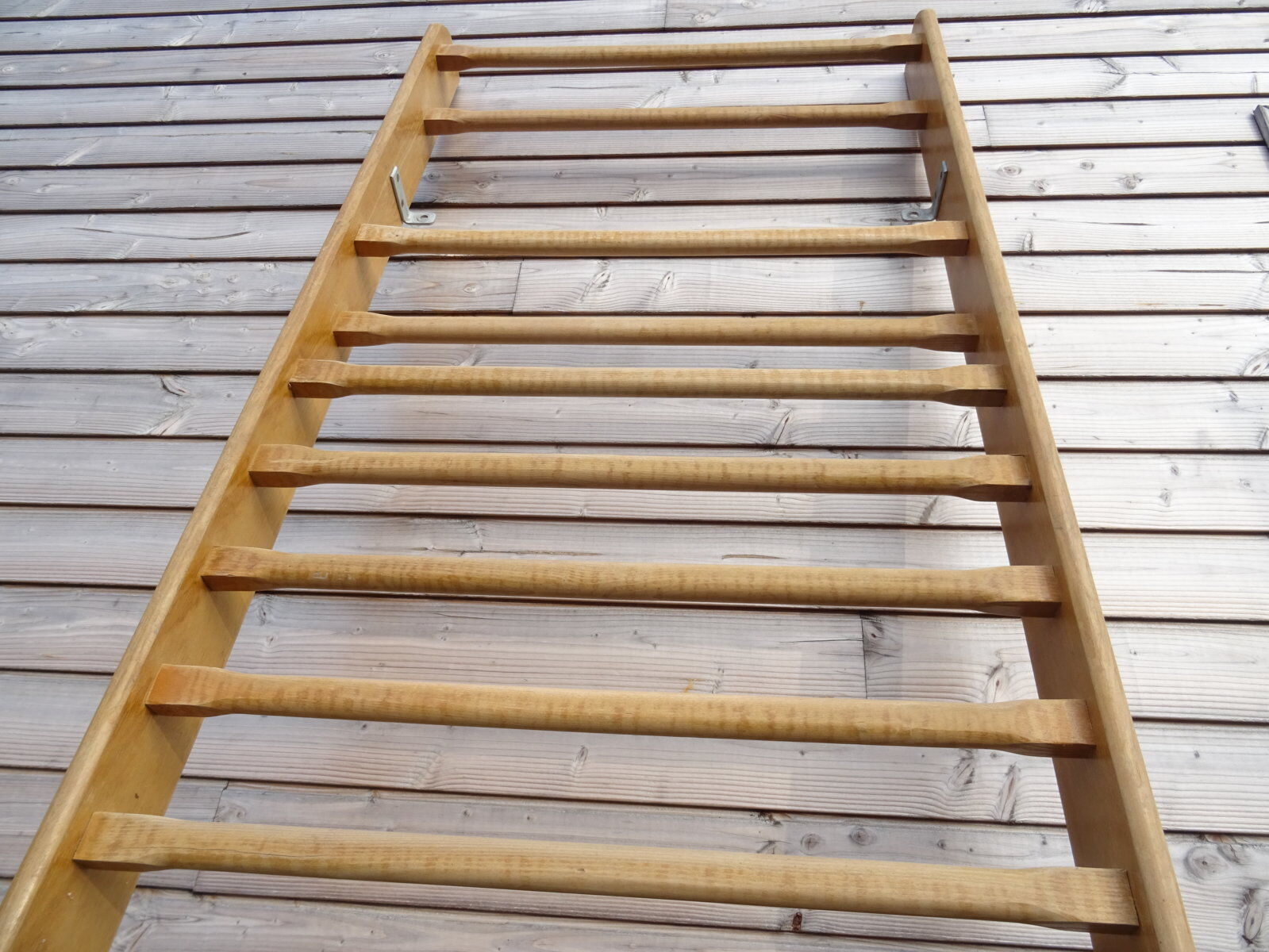 Gymnastics espalier in solid elm