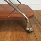 Serving table