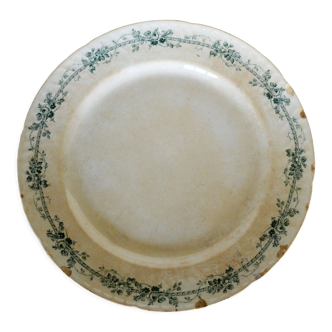 Round opaque porcelain dish from gien, model "bagatelle"