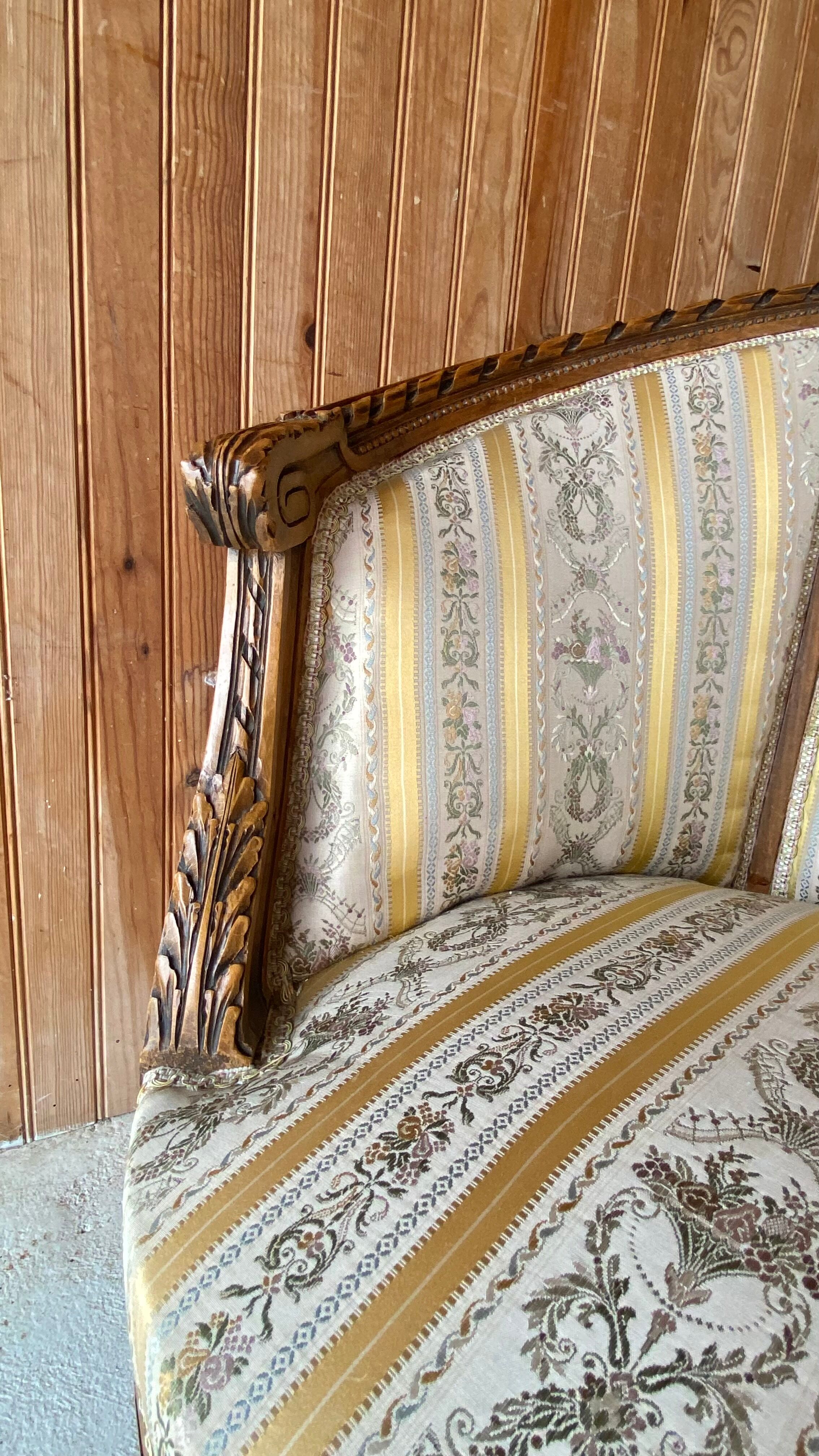 Salon soie et bois style Louis XV
