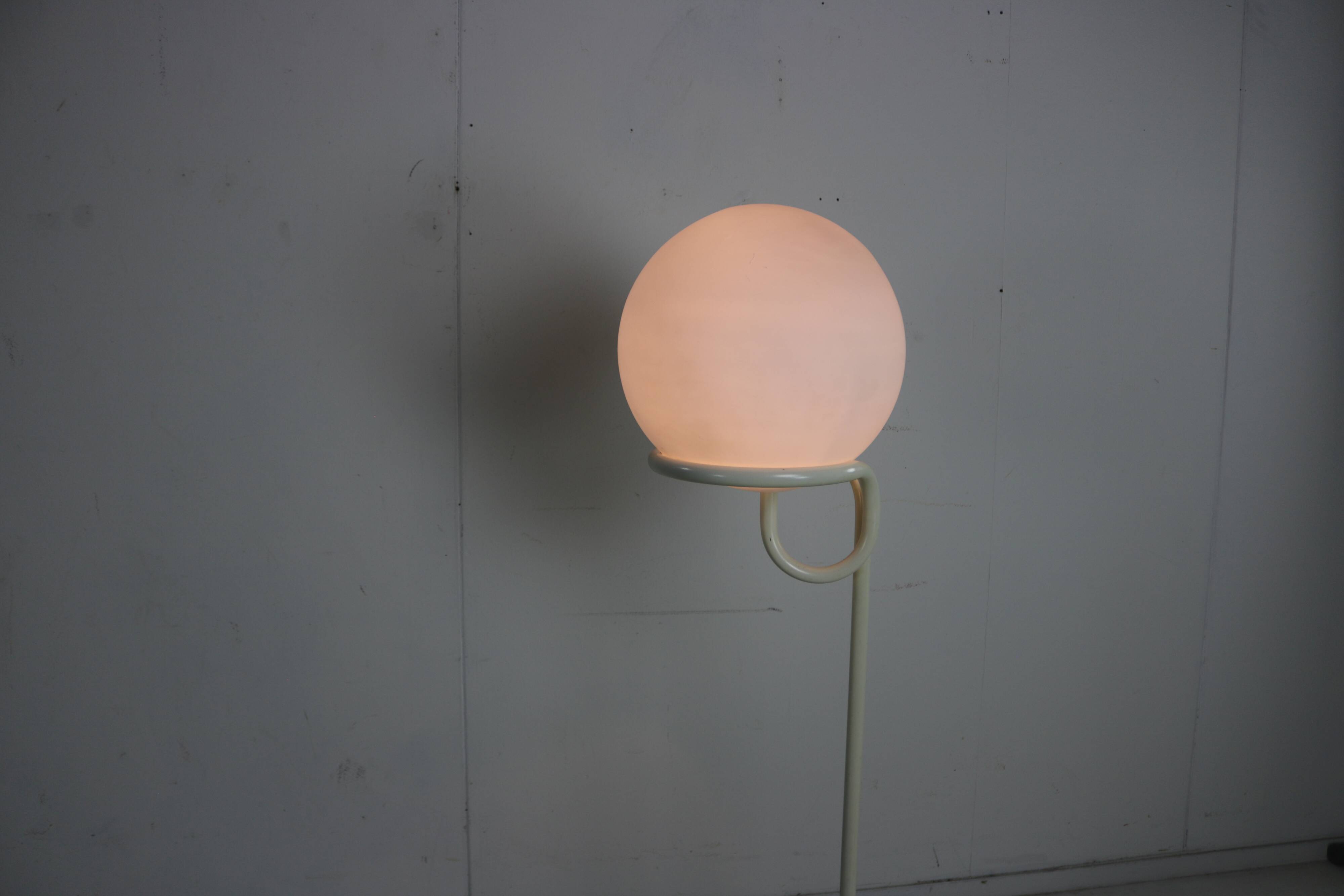 Dutch design Globe lighting by Aldo van den Nieuwelaar for Domani