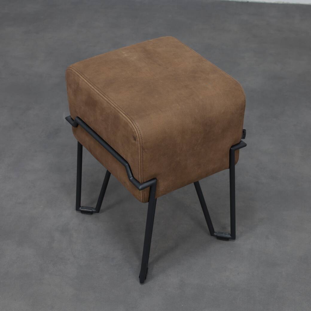 Low stool Bokk in leather by Ka-Lai Chan for Puik Design