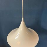 Suspension vintage blanche brillante style chapeau de sorcière de l'ère spatiale