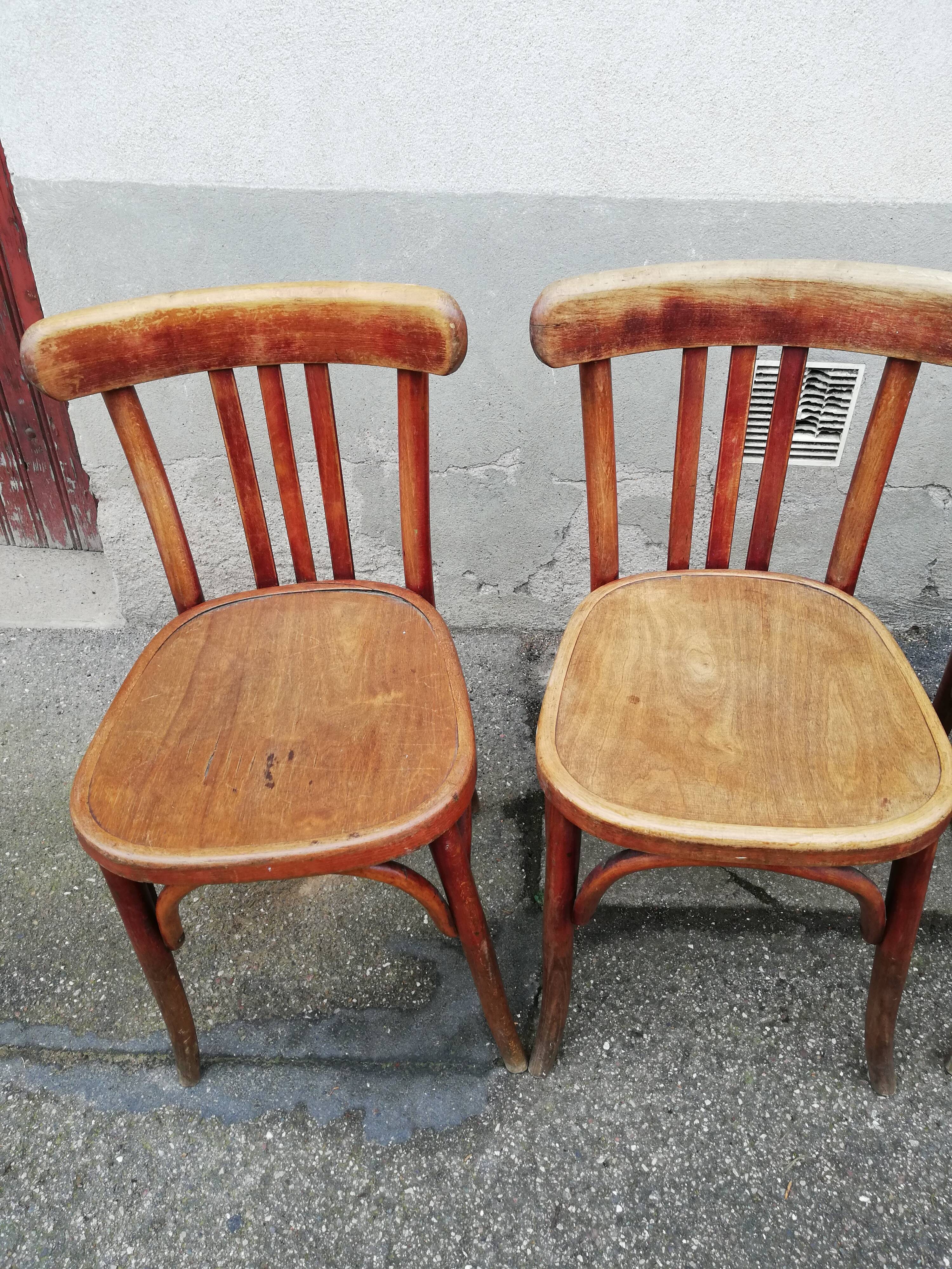 Set of 4 Fischel bistro chairs