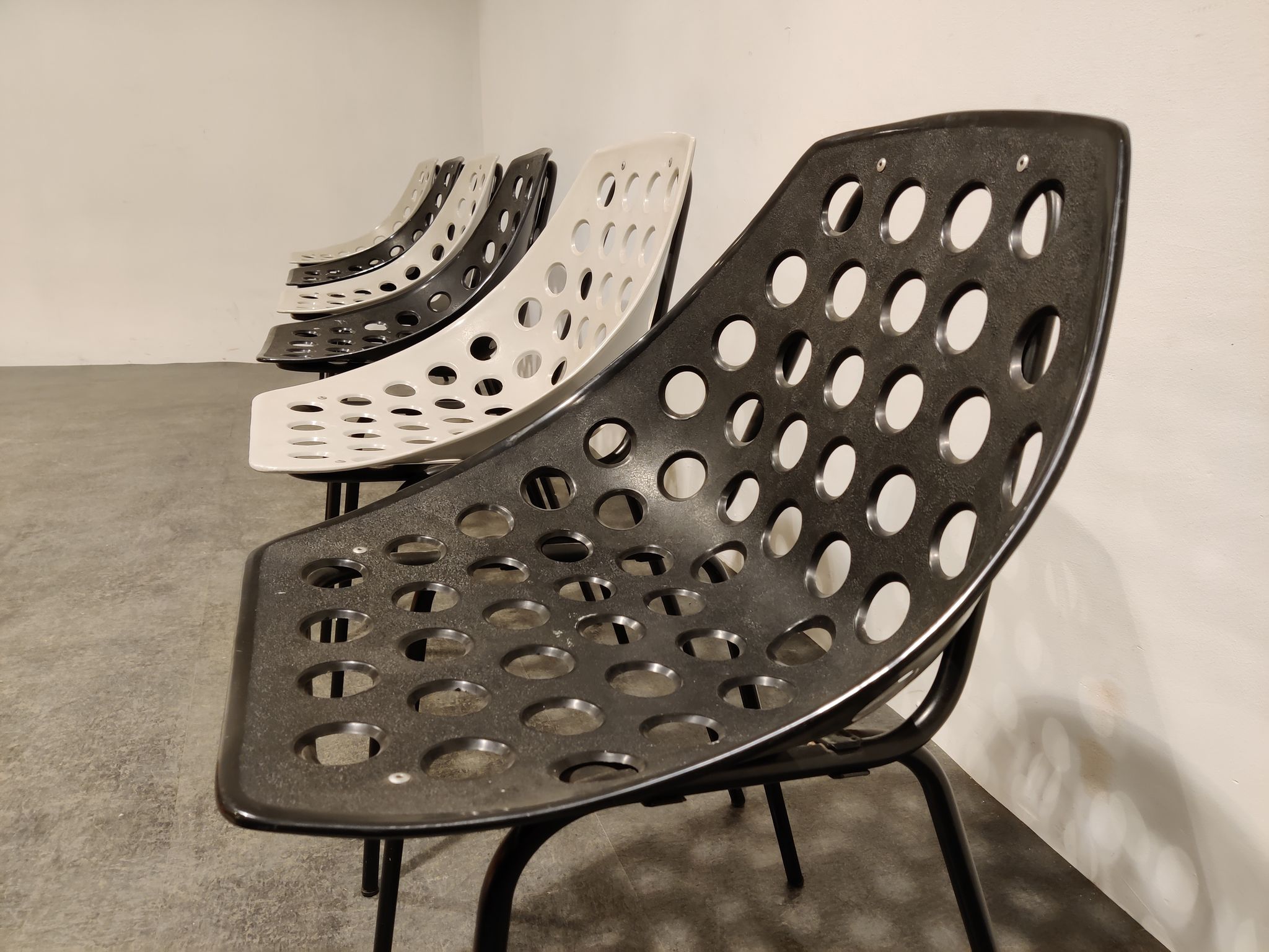Vintage coquillage chairs by Pierre Guariche for Meurop, 1960