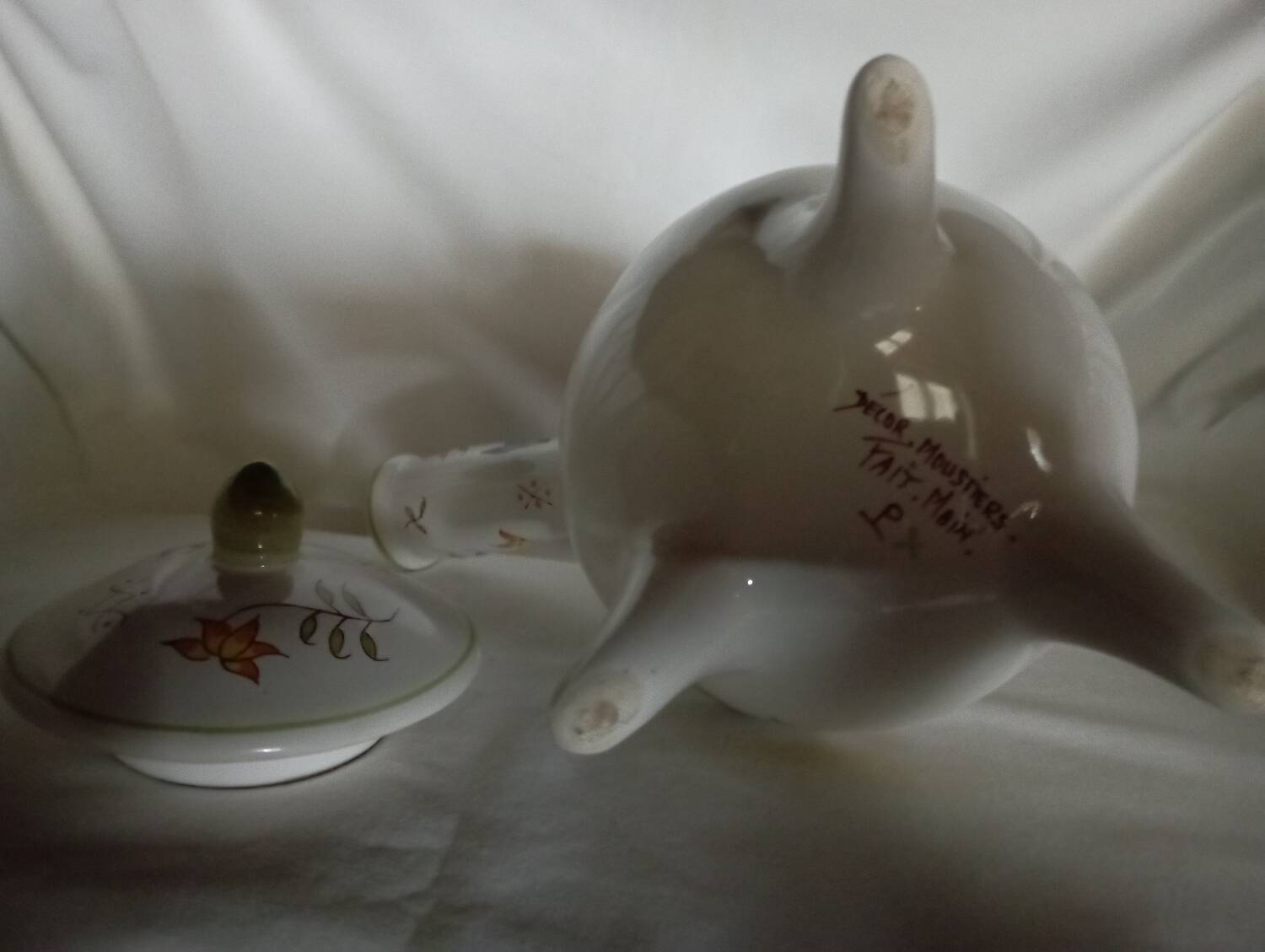 Moustiers chocolate maker