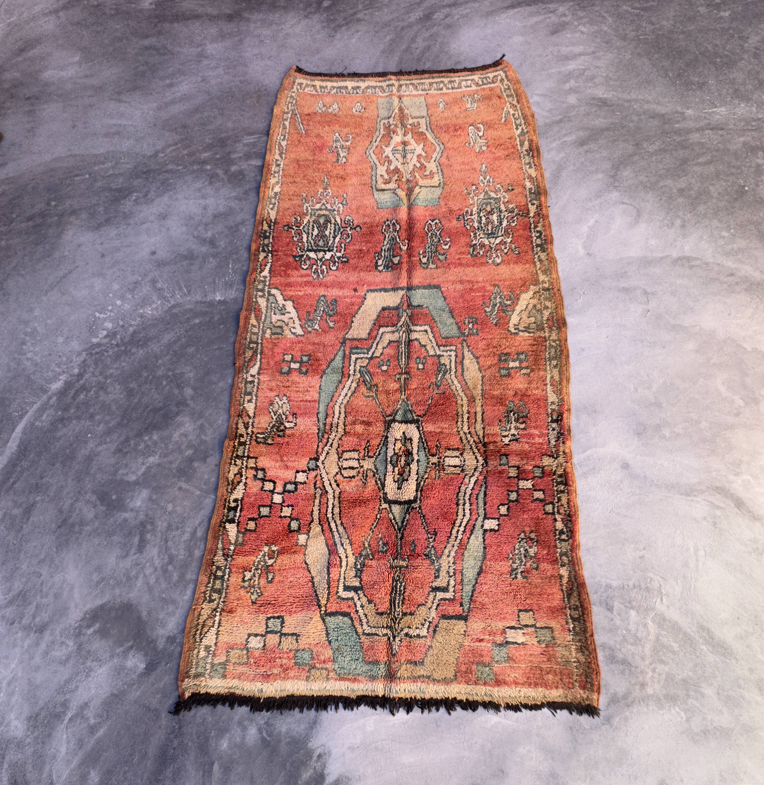 Moroccan carpet 126x254cm