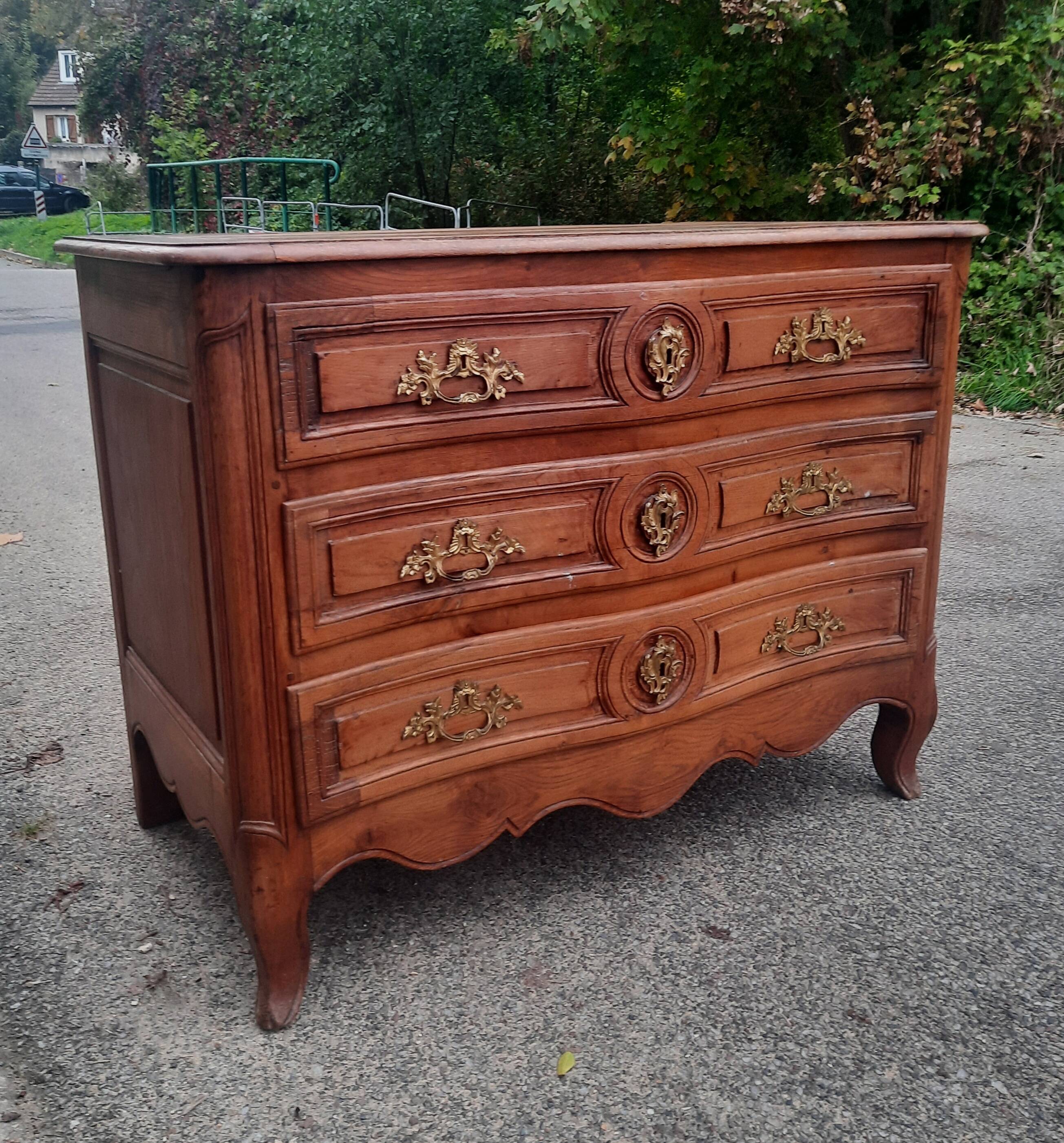 Louis XV period oak chest of drawers