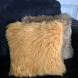 Plush cushion