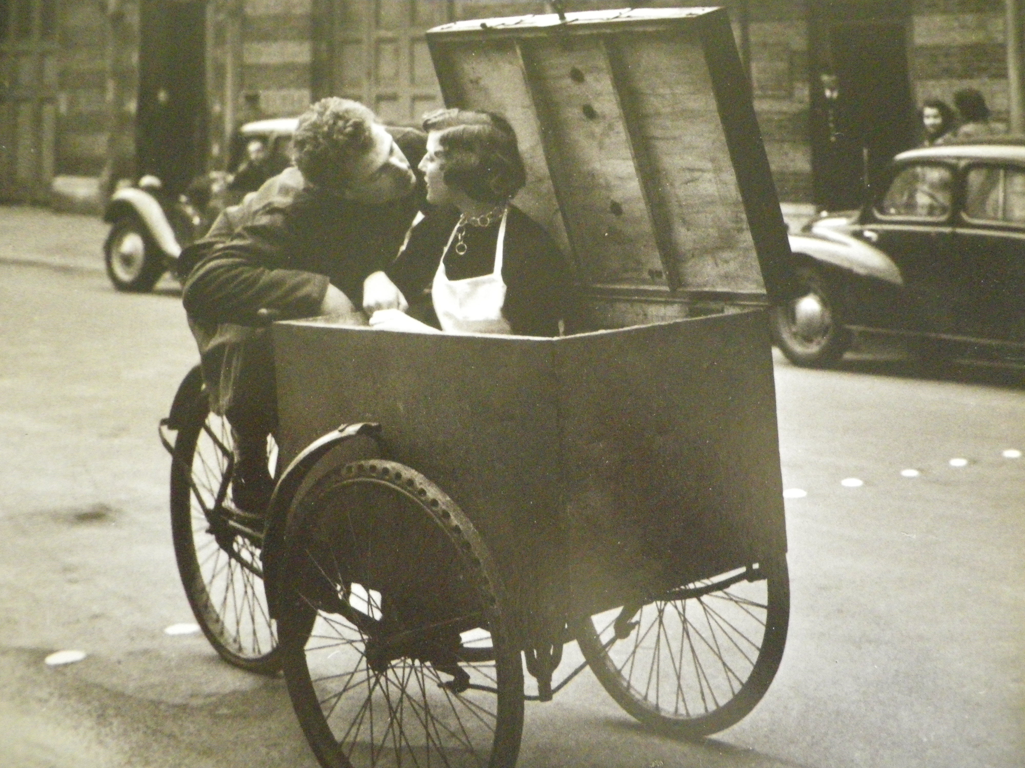 Robert Doisneau's black and white poster "Kiss Blottot" from 1950