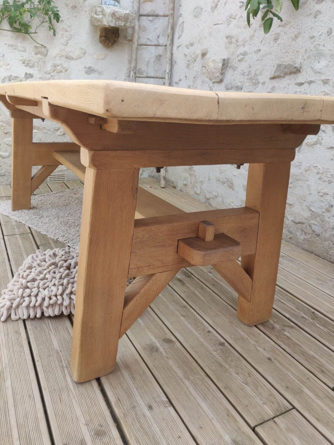 Farmhouse table