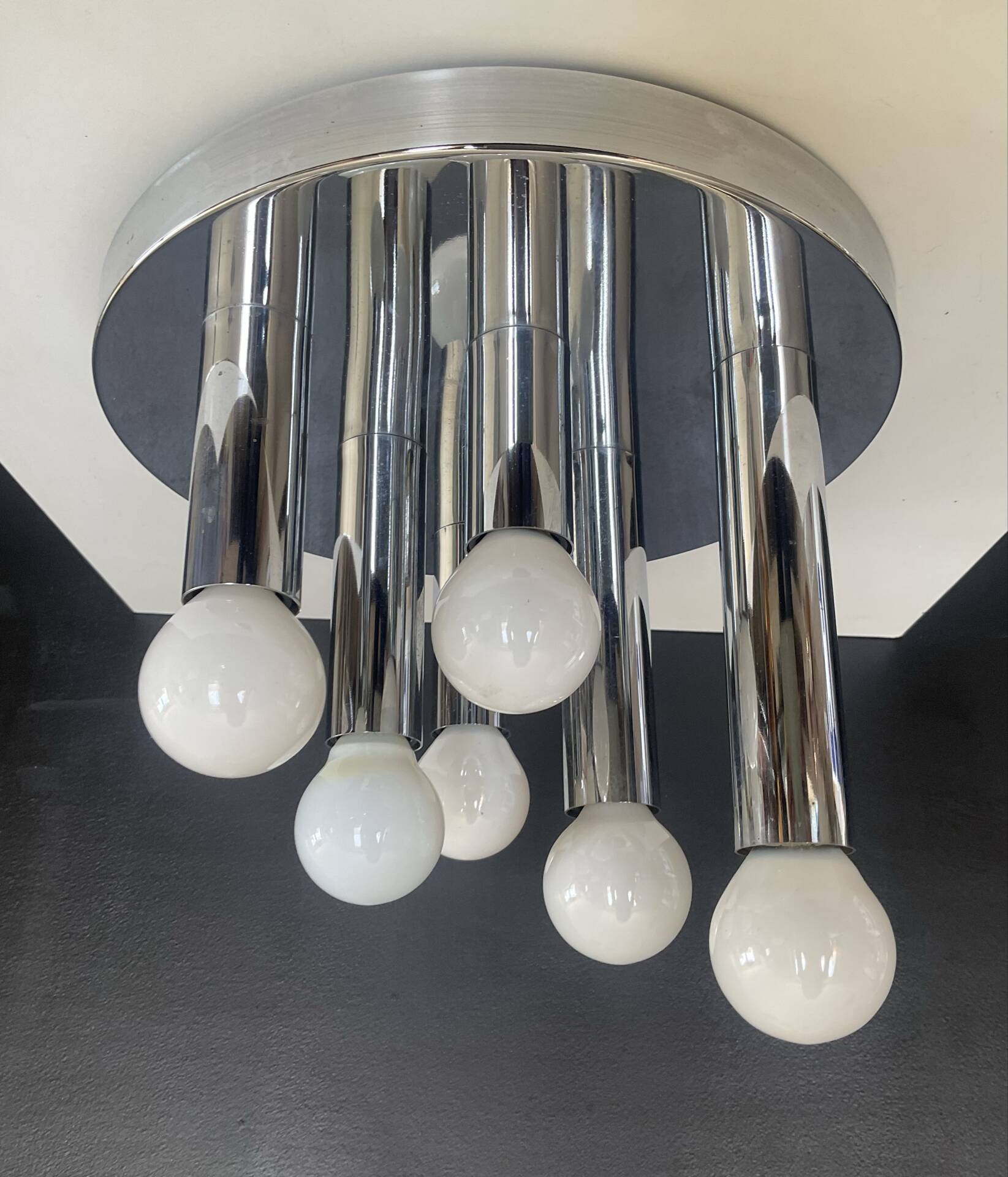 Sciolari ceiling light for a baker from the 1970s.