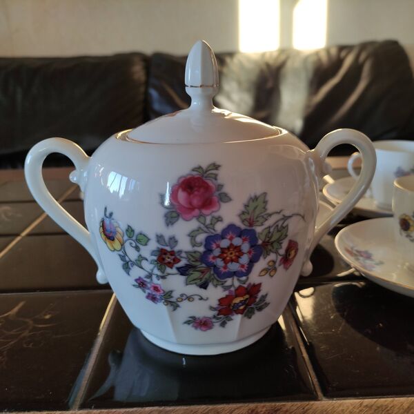 Service à café pour 12 pers. Victoria des années 20