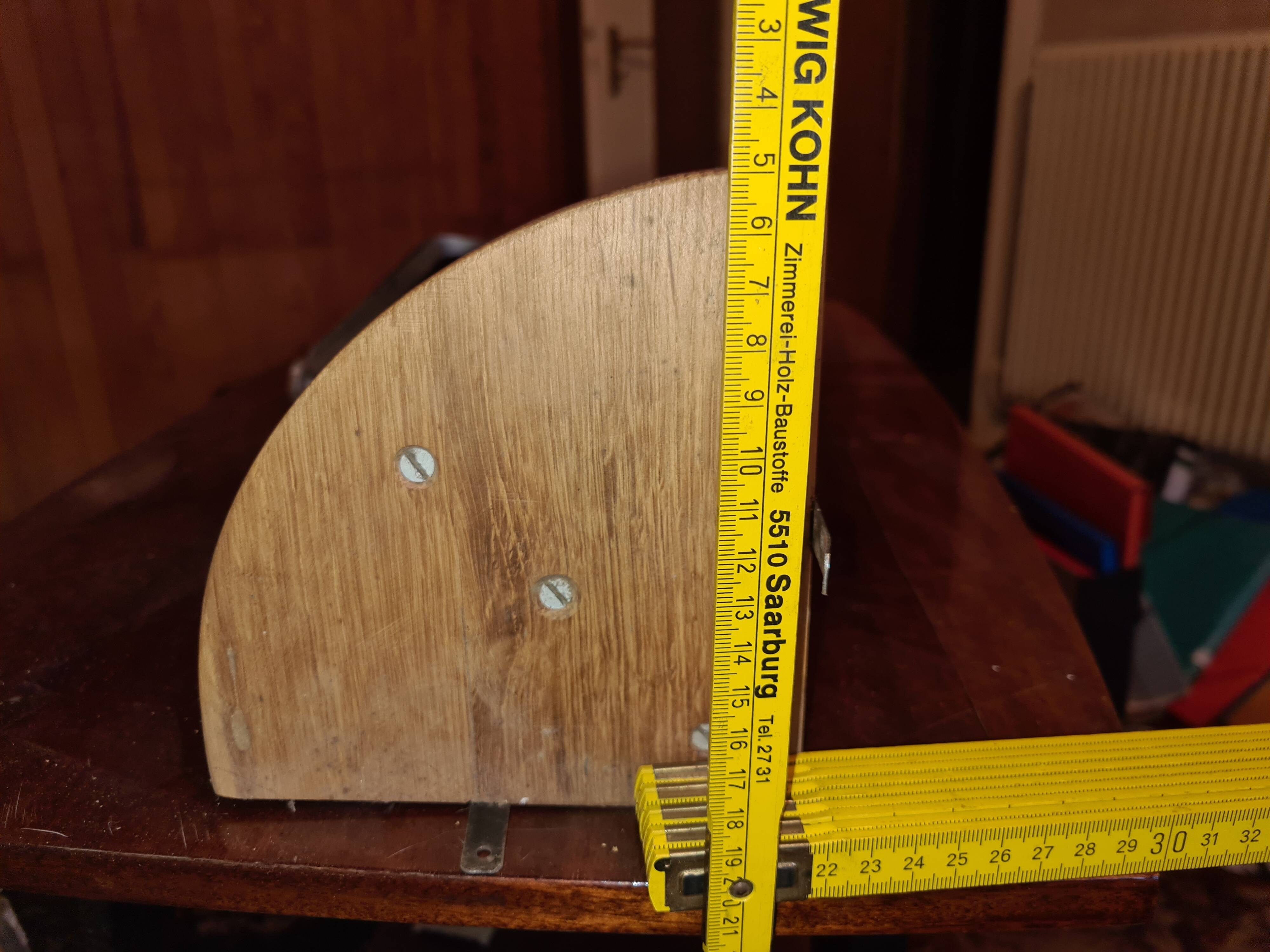 Handmade corner wall bracket