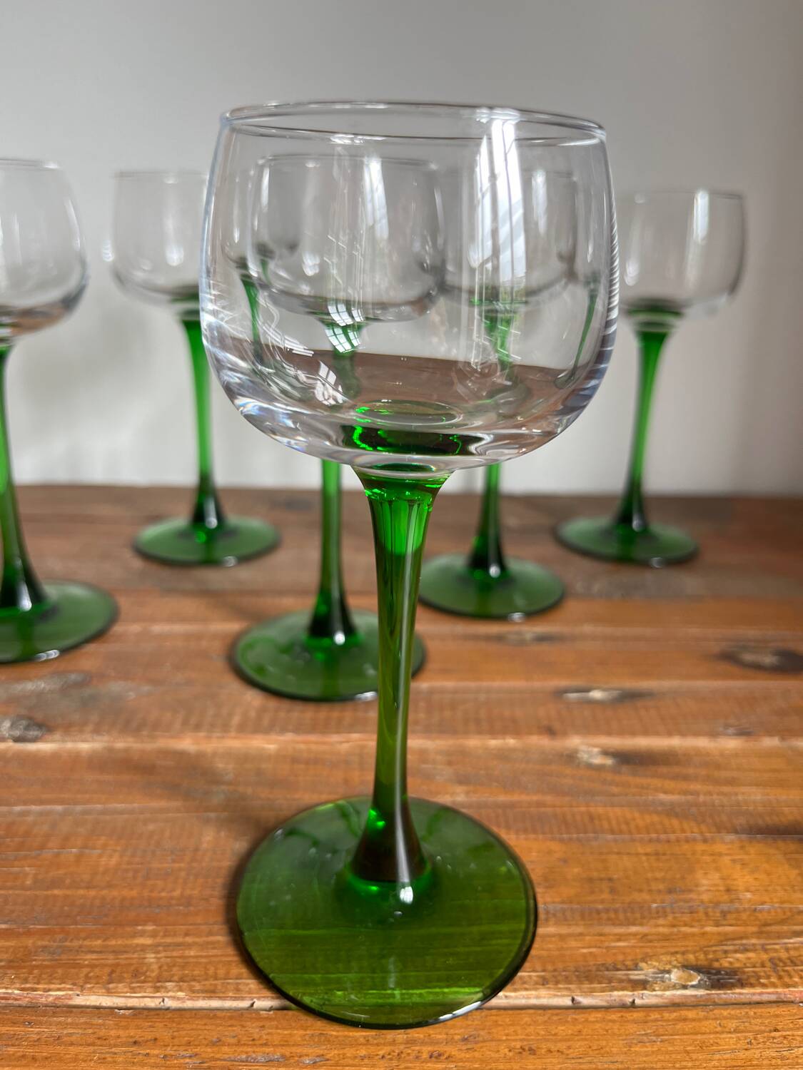 6 stemmed glasses