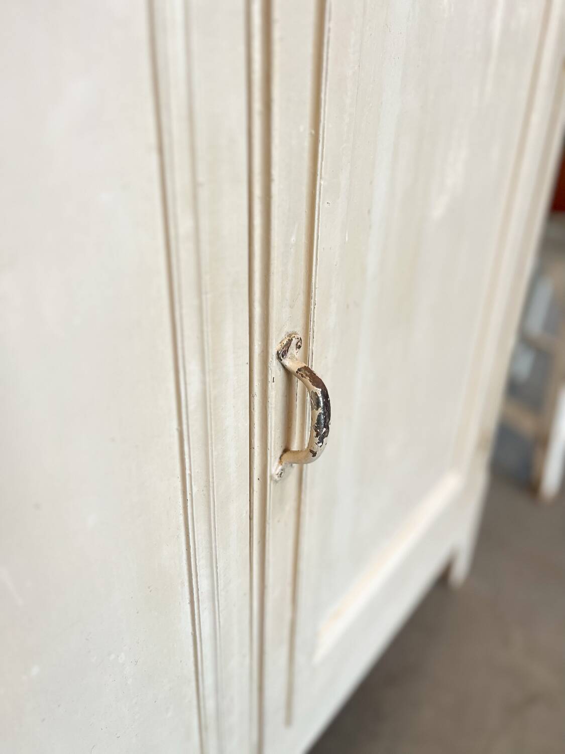 Old Parisian buffet with original patina