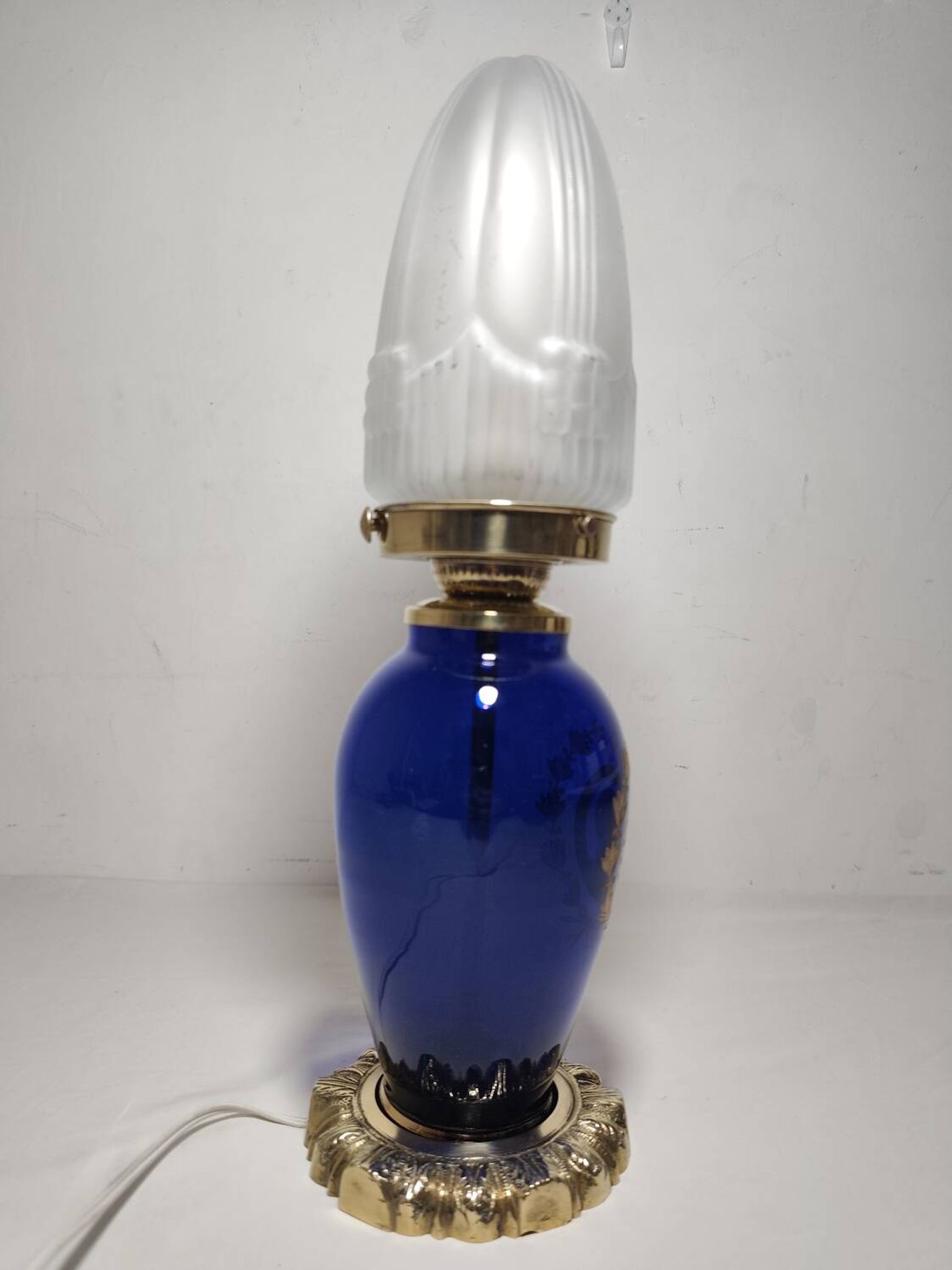 Lampe de table en verre. Espagne, années 1940.
