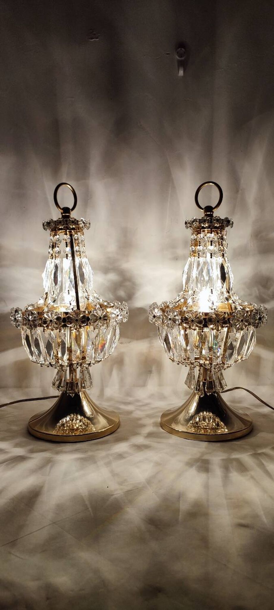 Paire de lampes de table en cristal. Espagne, années 1980.