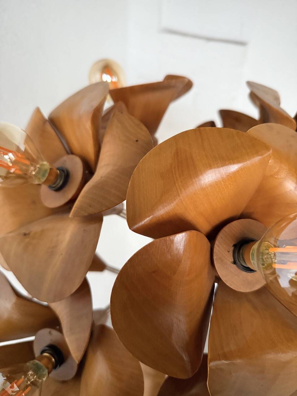 Ornamental floor lamp with "flower" patterns from the 1970s.