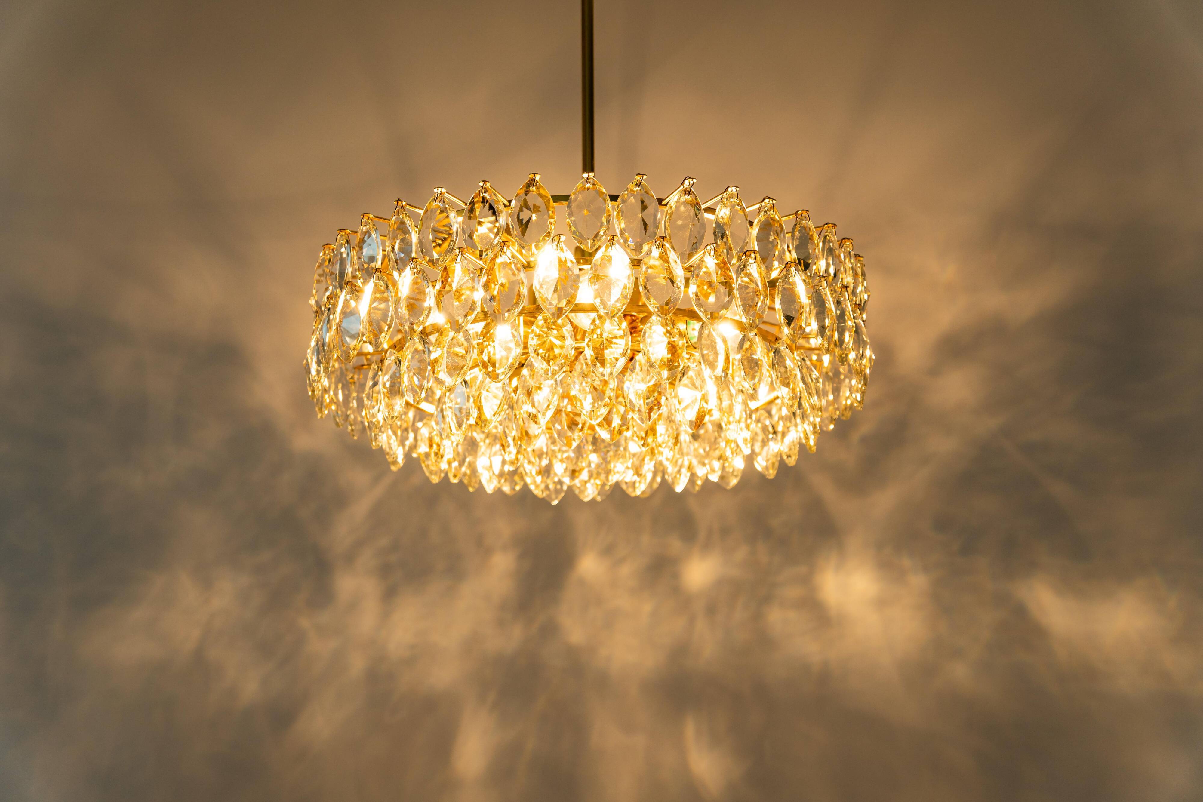 Lustre Bakalowits in brass and crystal glass, Austria, 1960s