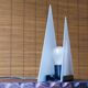 Lampe pyramide en verre années 80