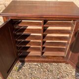 Trade furniture with lockers
