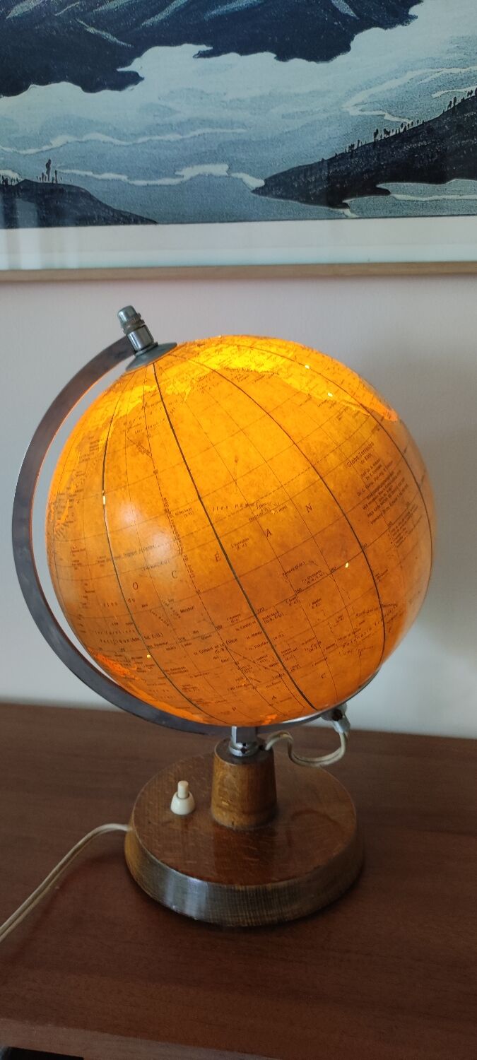 Räth luminous globe