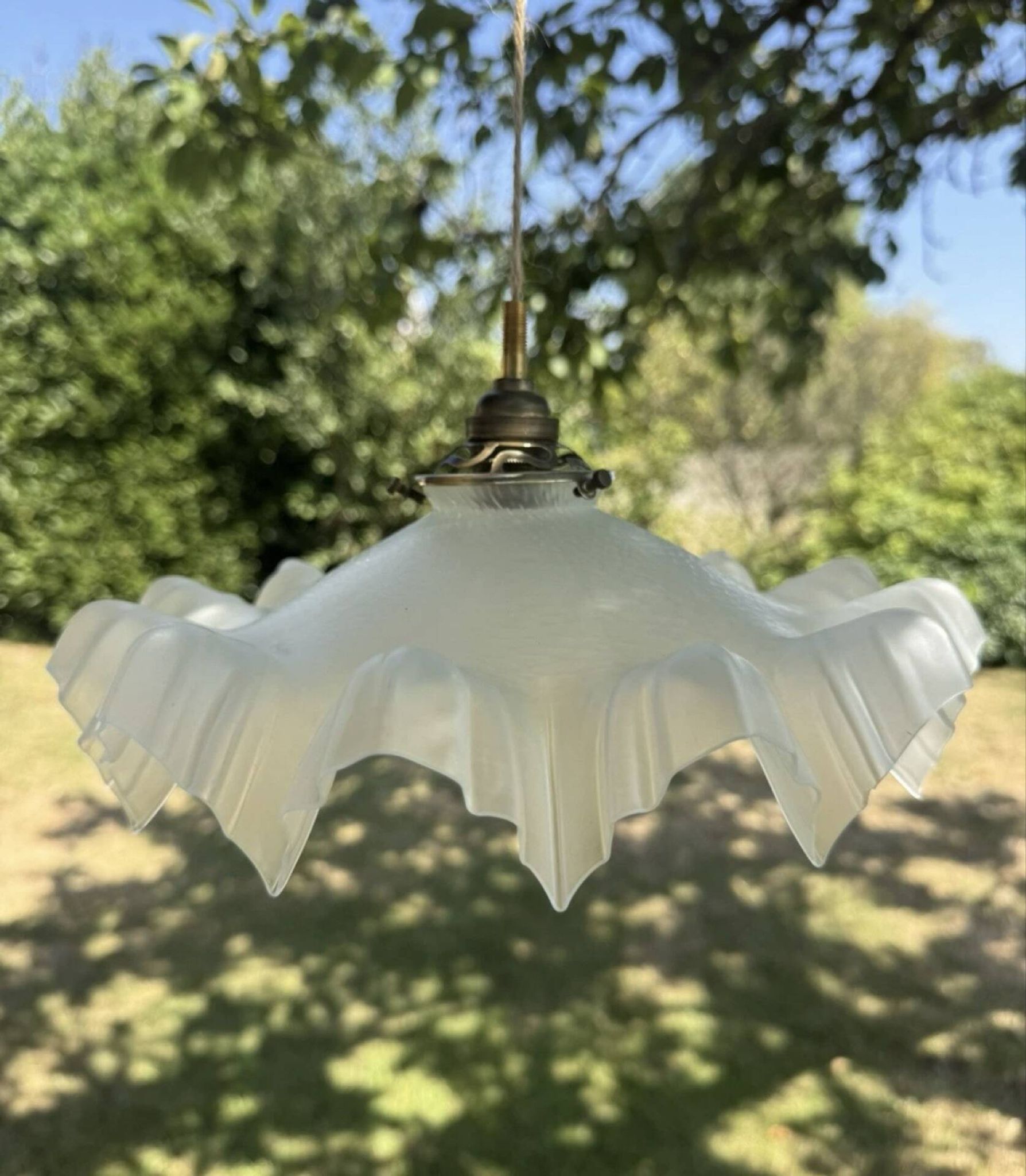 Vintage lampshade lace pleated transparent glass claw