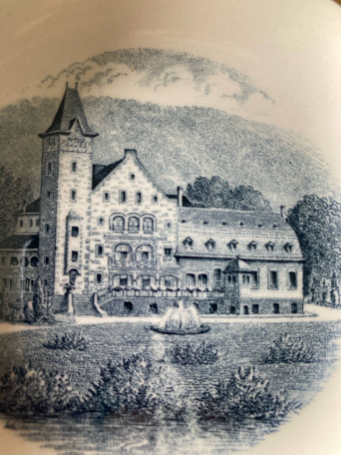 Lot 5 Bowls/ring sizes castles New Year 1958 Villeroy&Boch