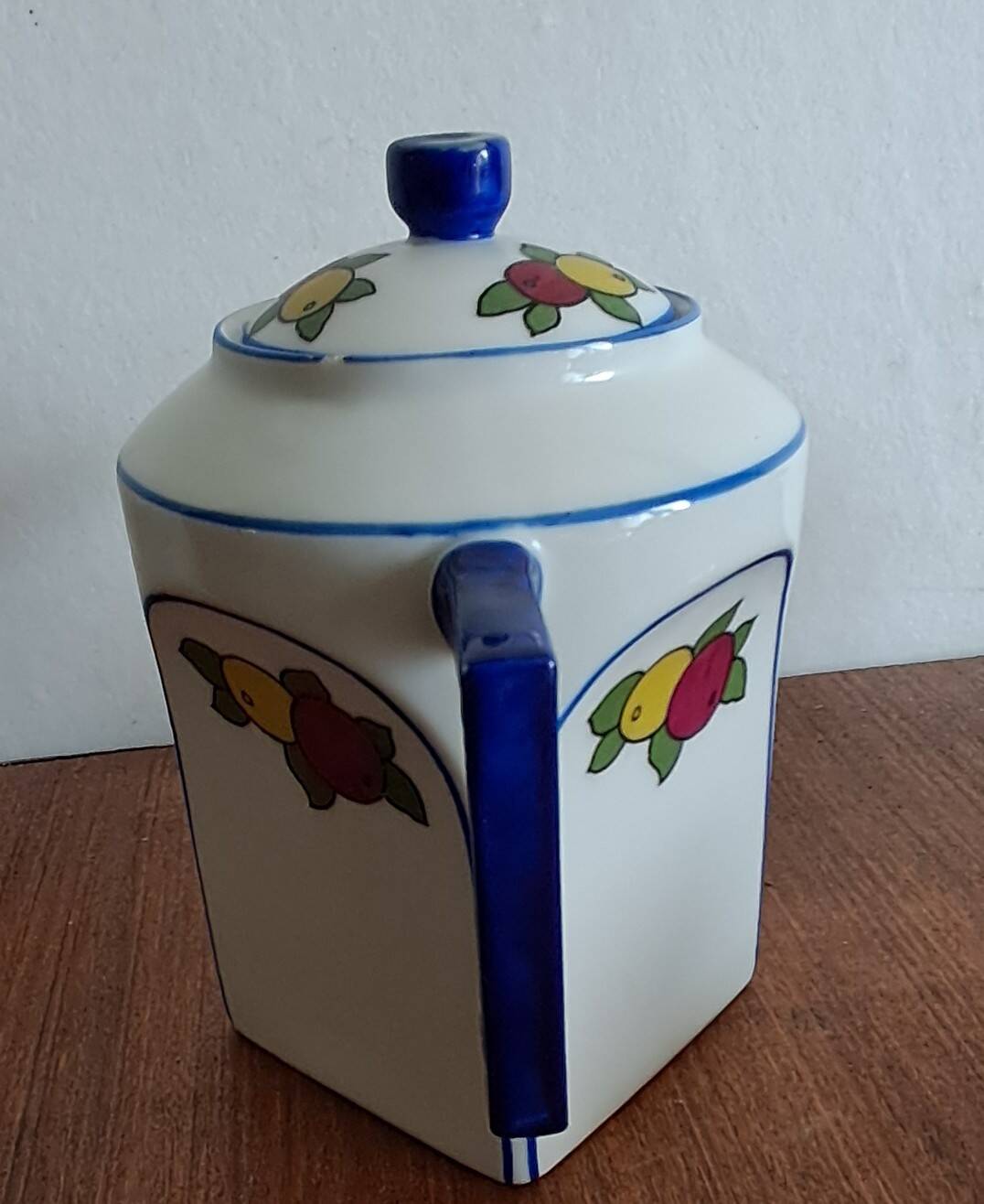 Coffee service in porcelain A. Lanternier & Co Limoges. 1960s.