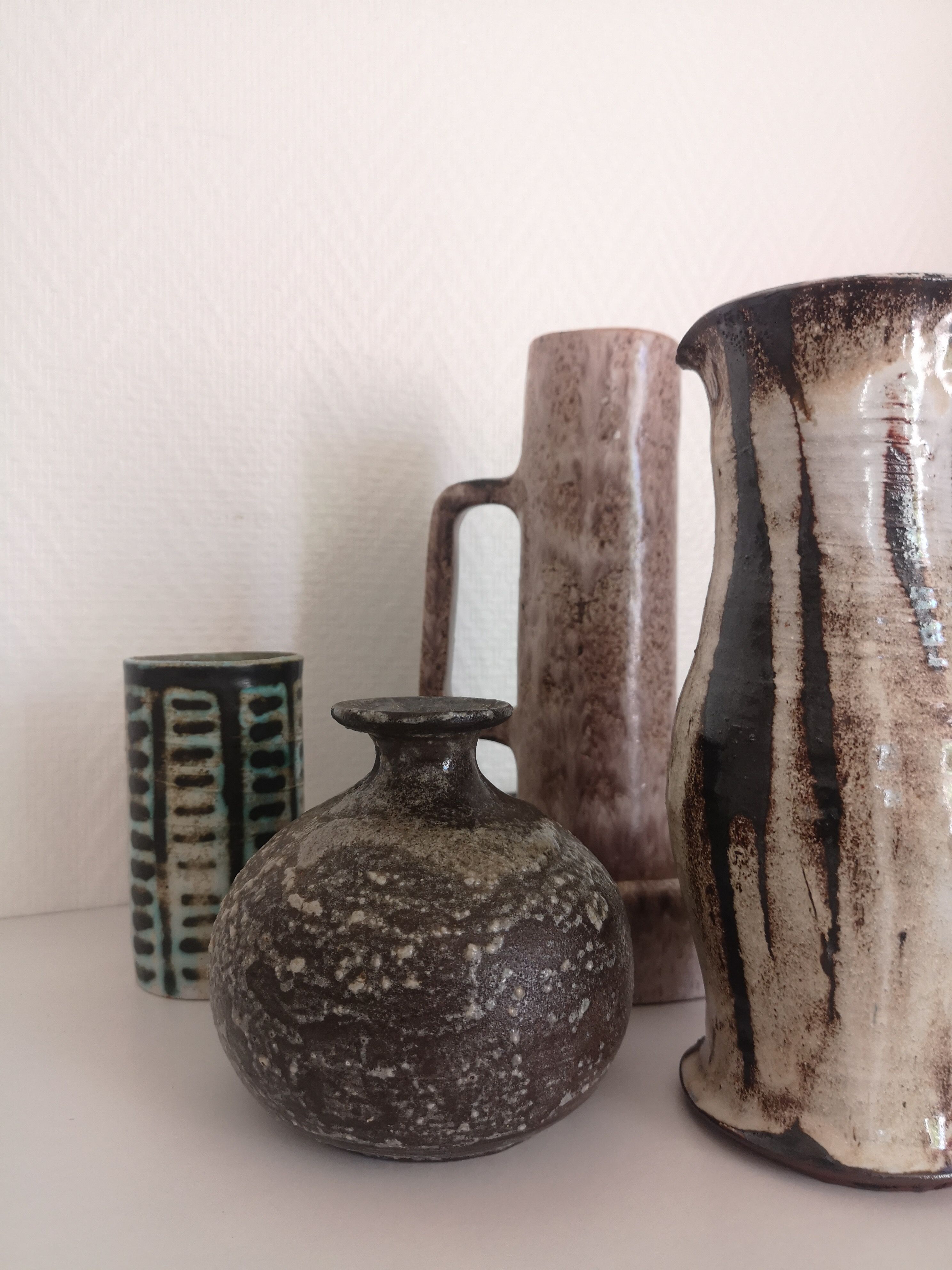 Ceramic candle holder