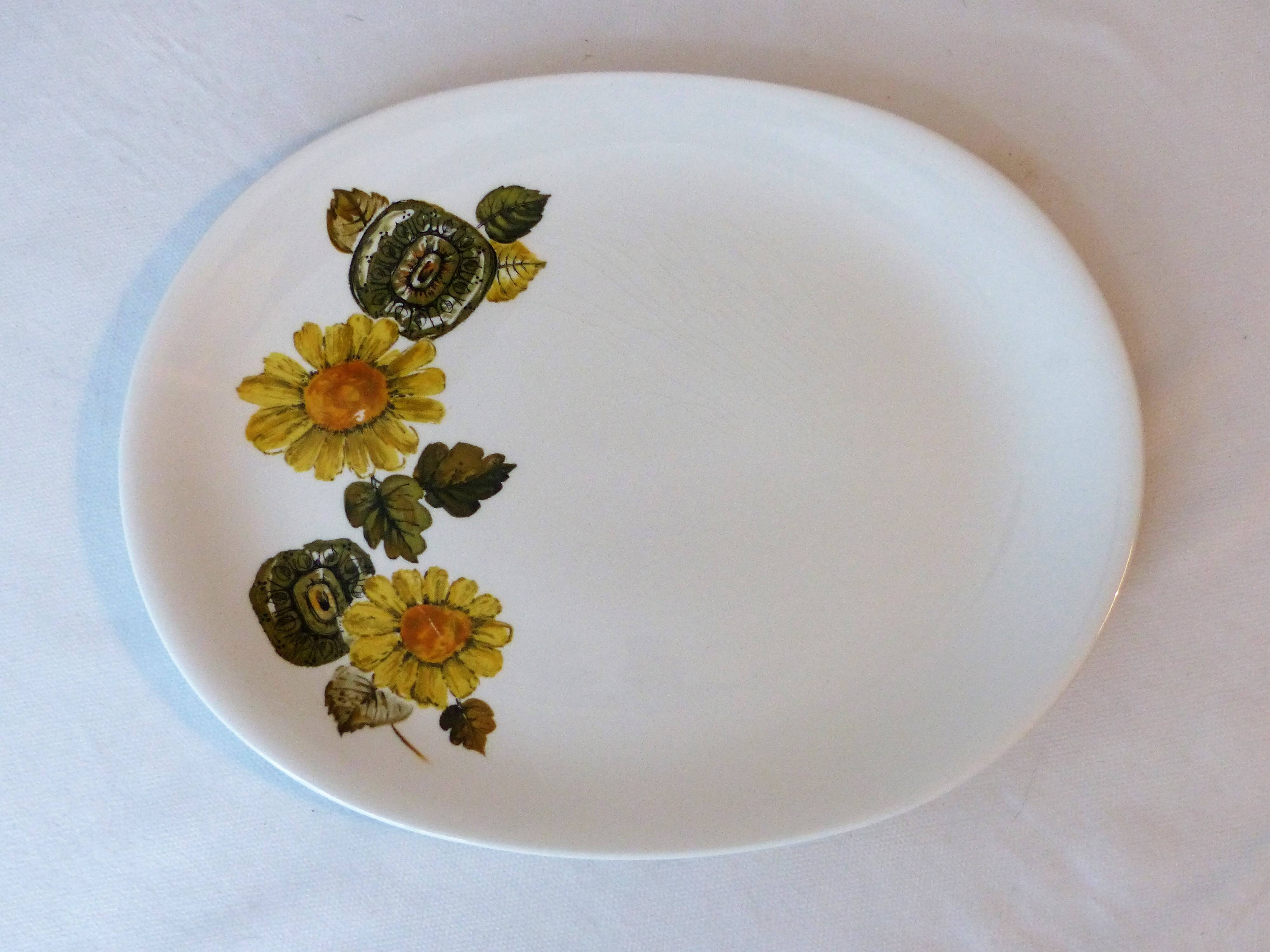 Johnson bros presentation dish