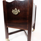 Porte-revue en acajou décoré de laiton de design danois, années 1960