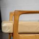 Fauteuil en cuir beige