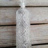 Carafe en verre ciselé