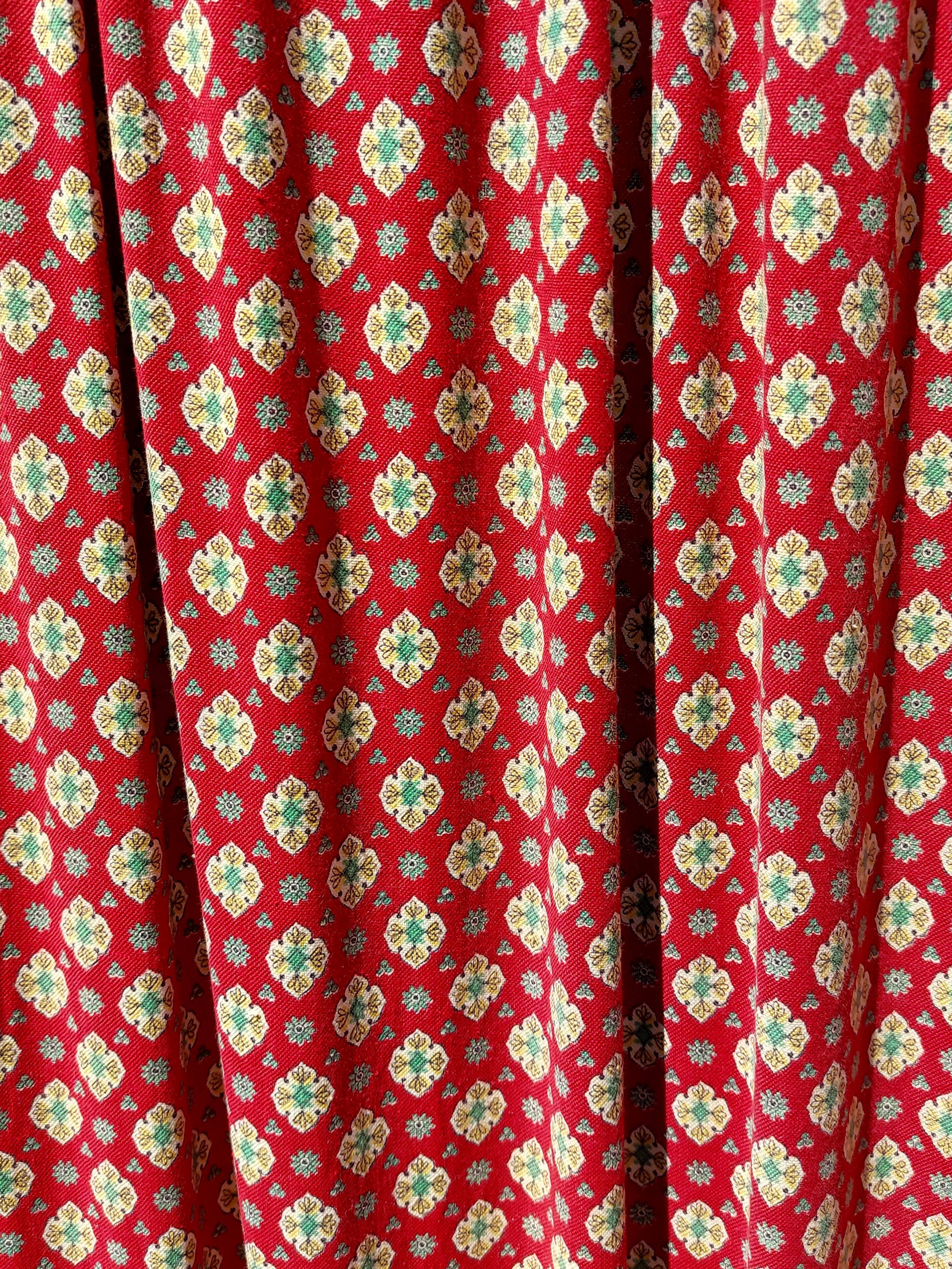Screen in fabric