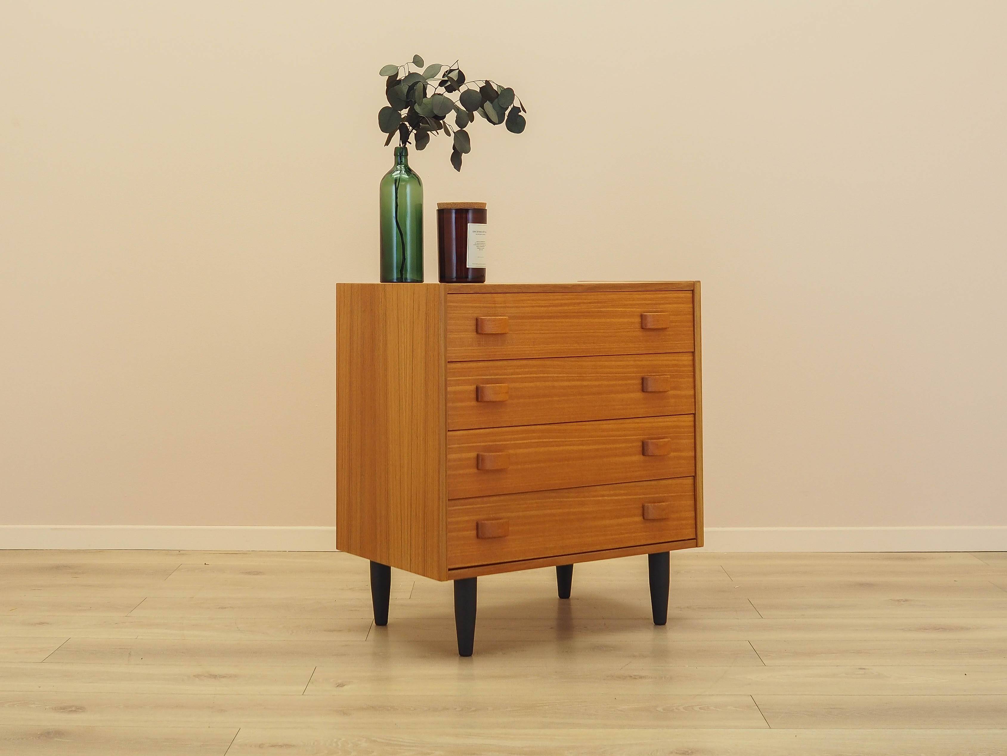 Commode en teck, design danois, années 1960, fabriquée au Danemark